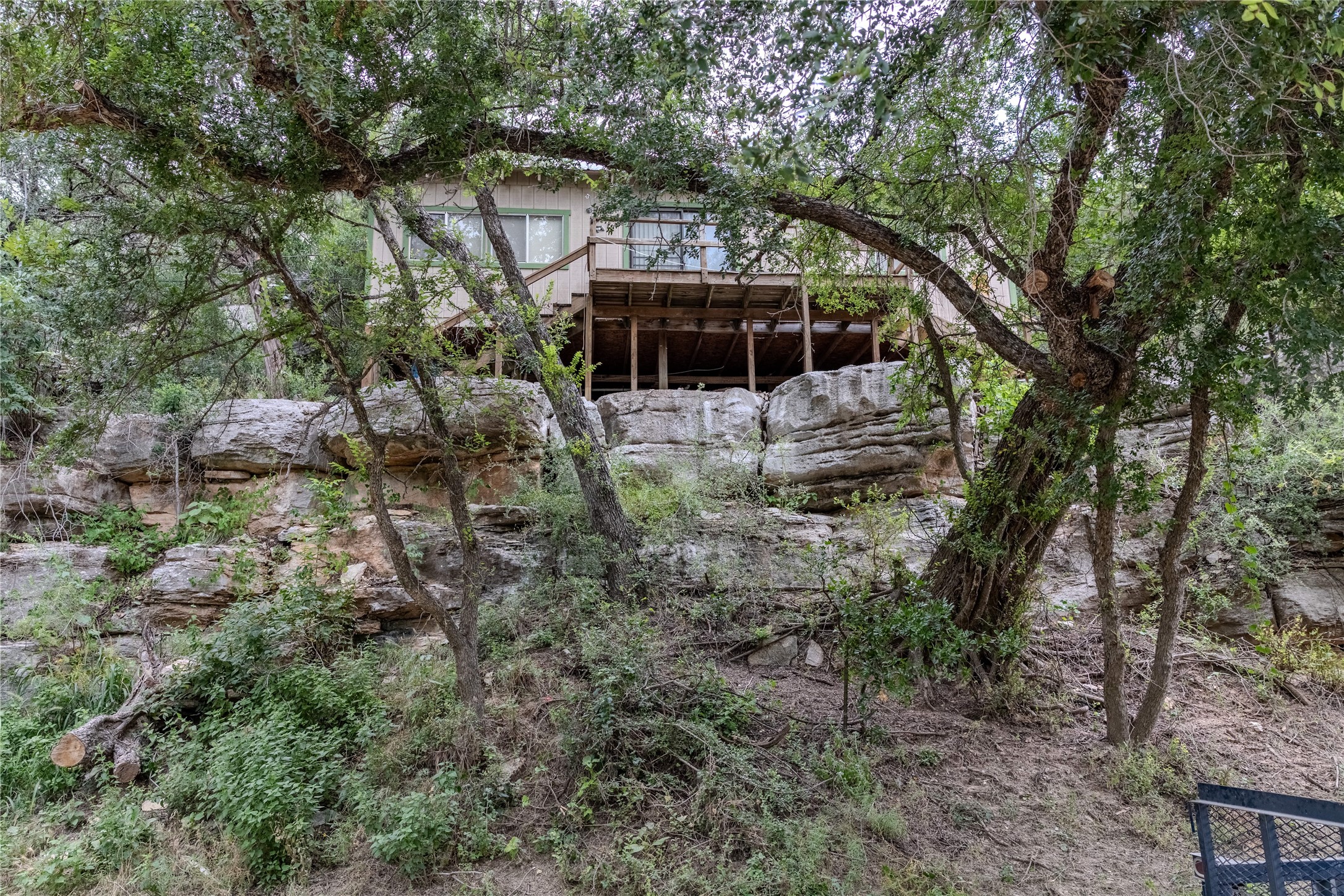 main property photo 10
