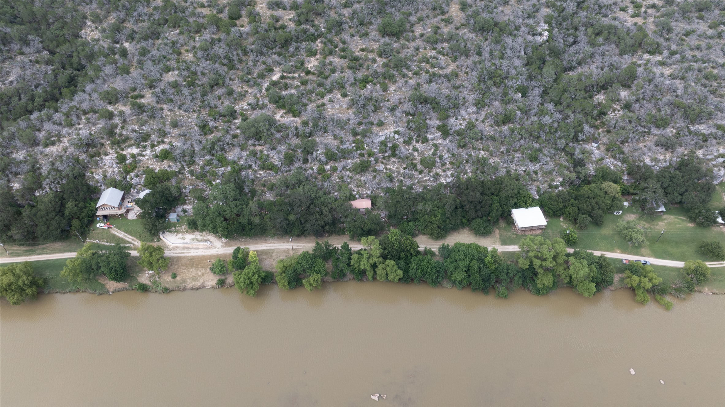 main property photo 31