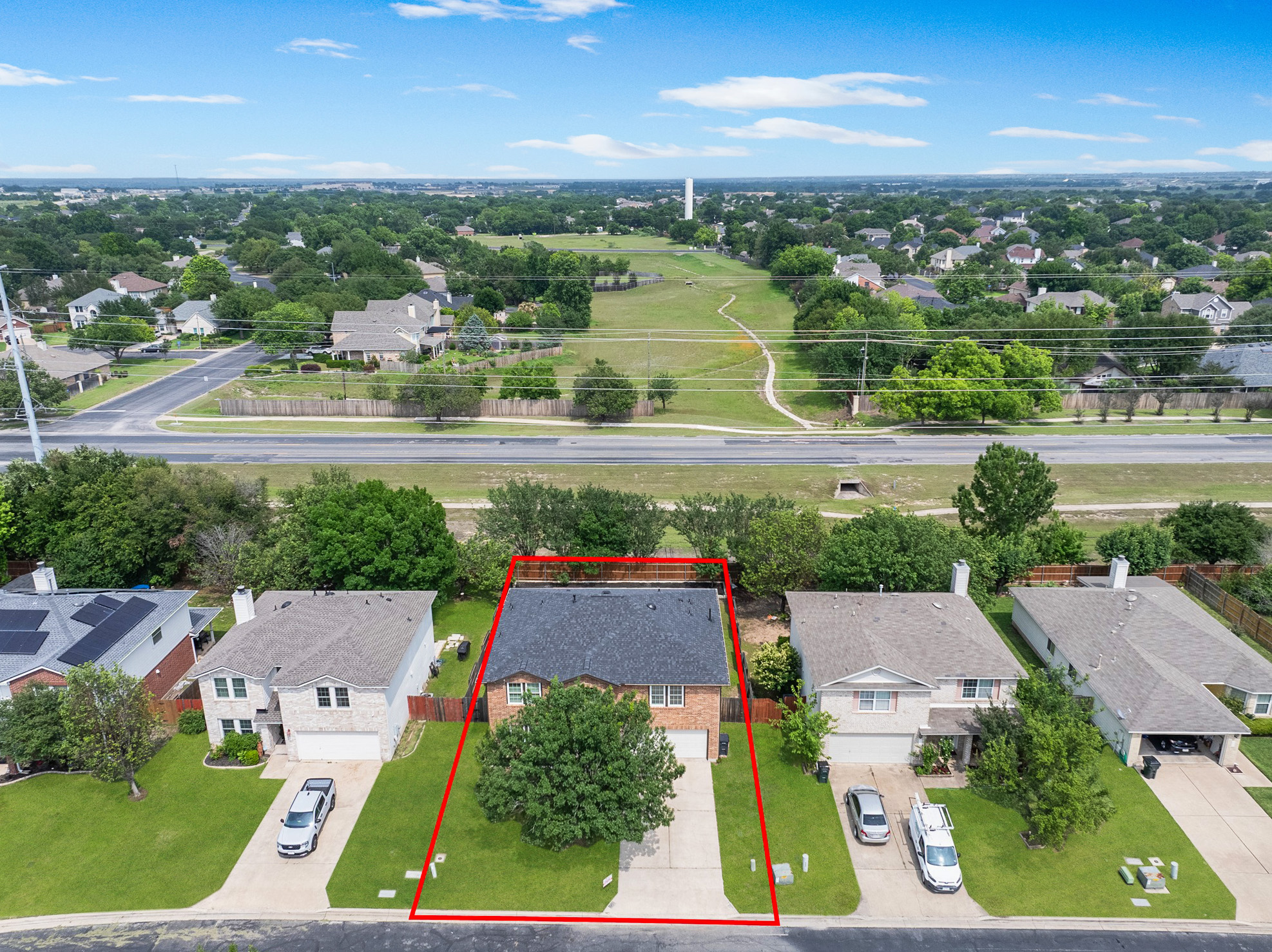 main property photo 37