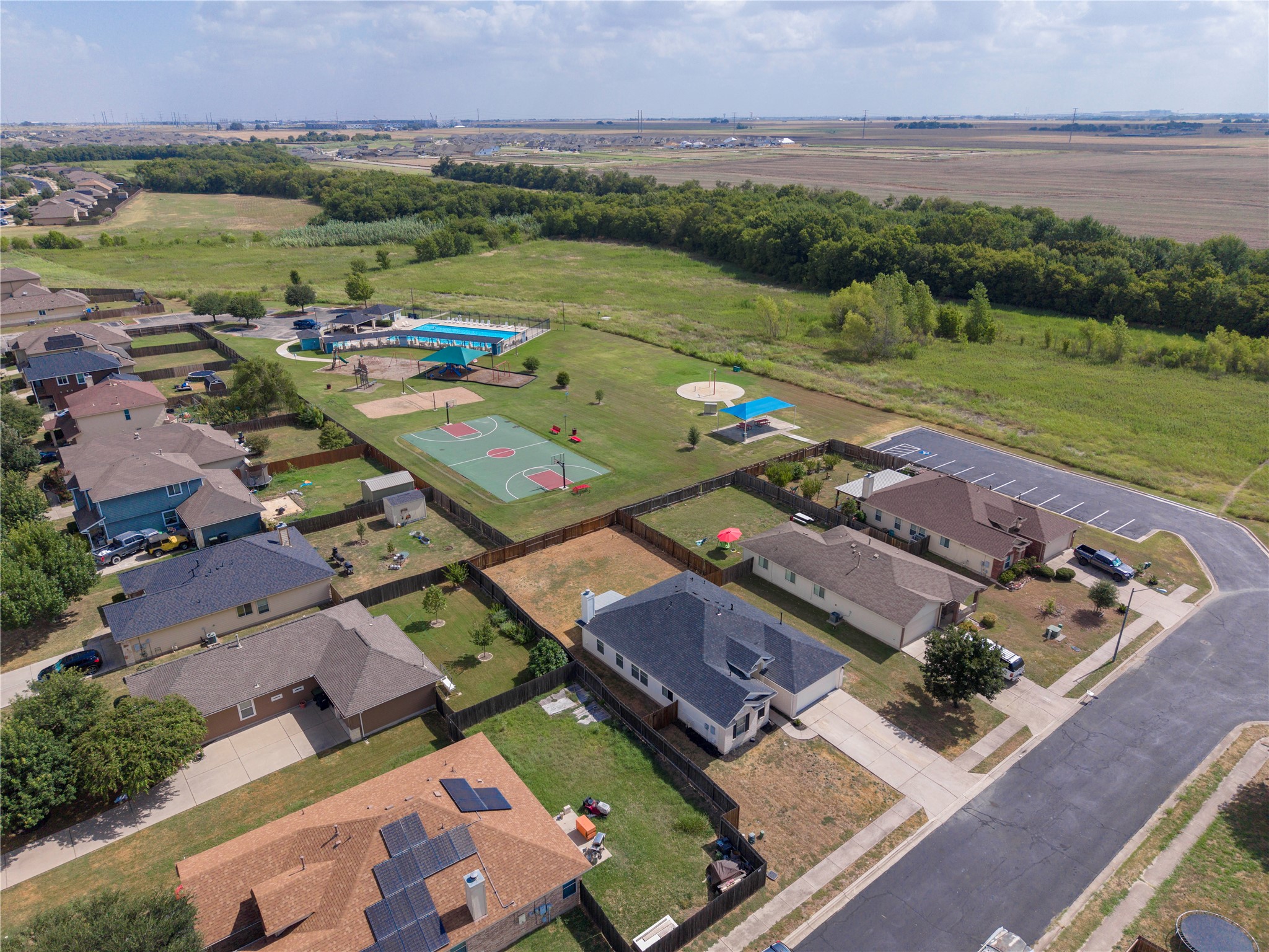 main property photo 32
