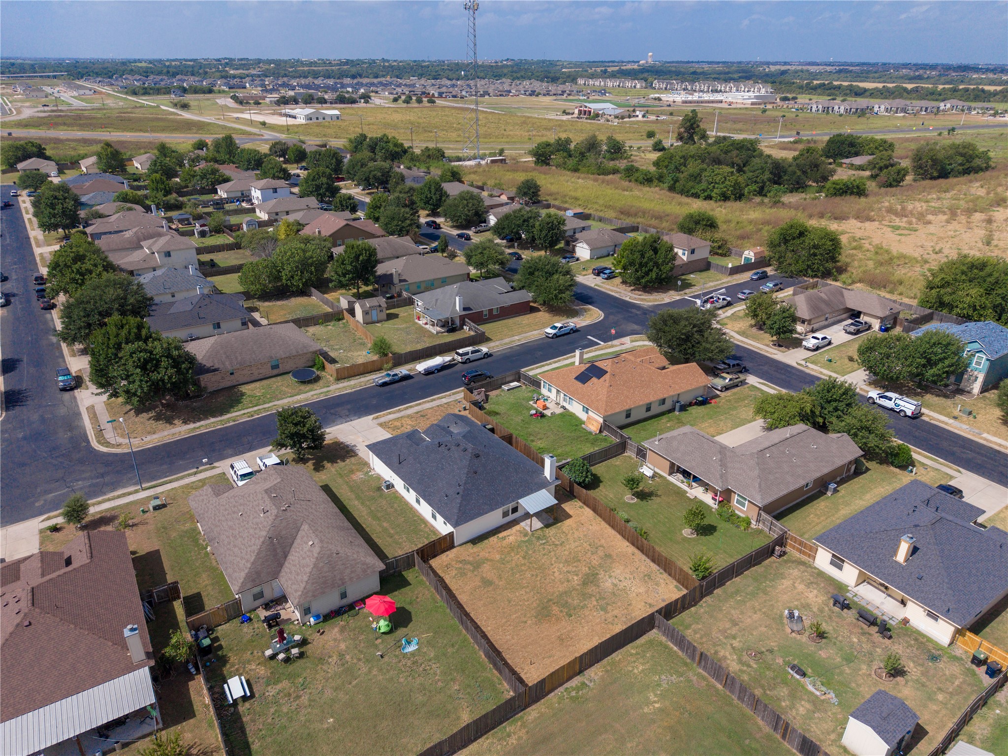 main property photo 35
