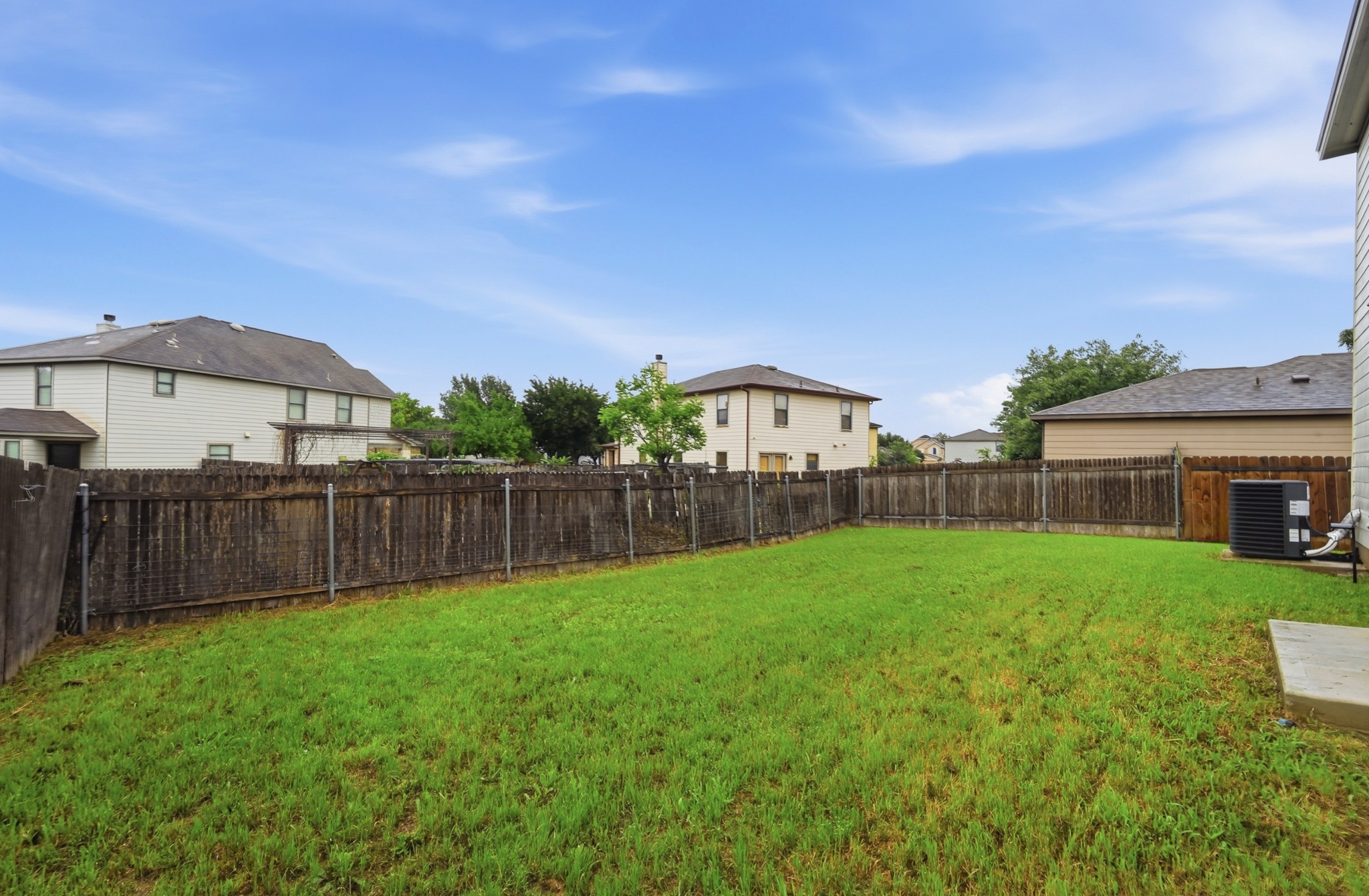 main property photo 24