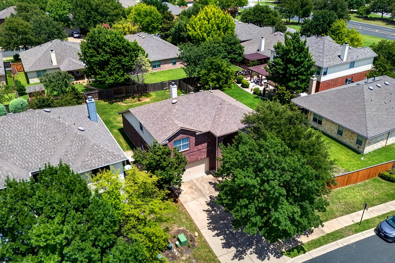 main property photo 3