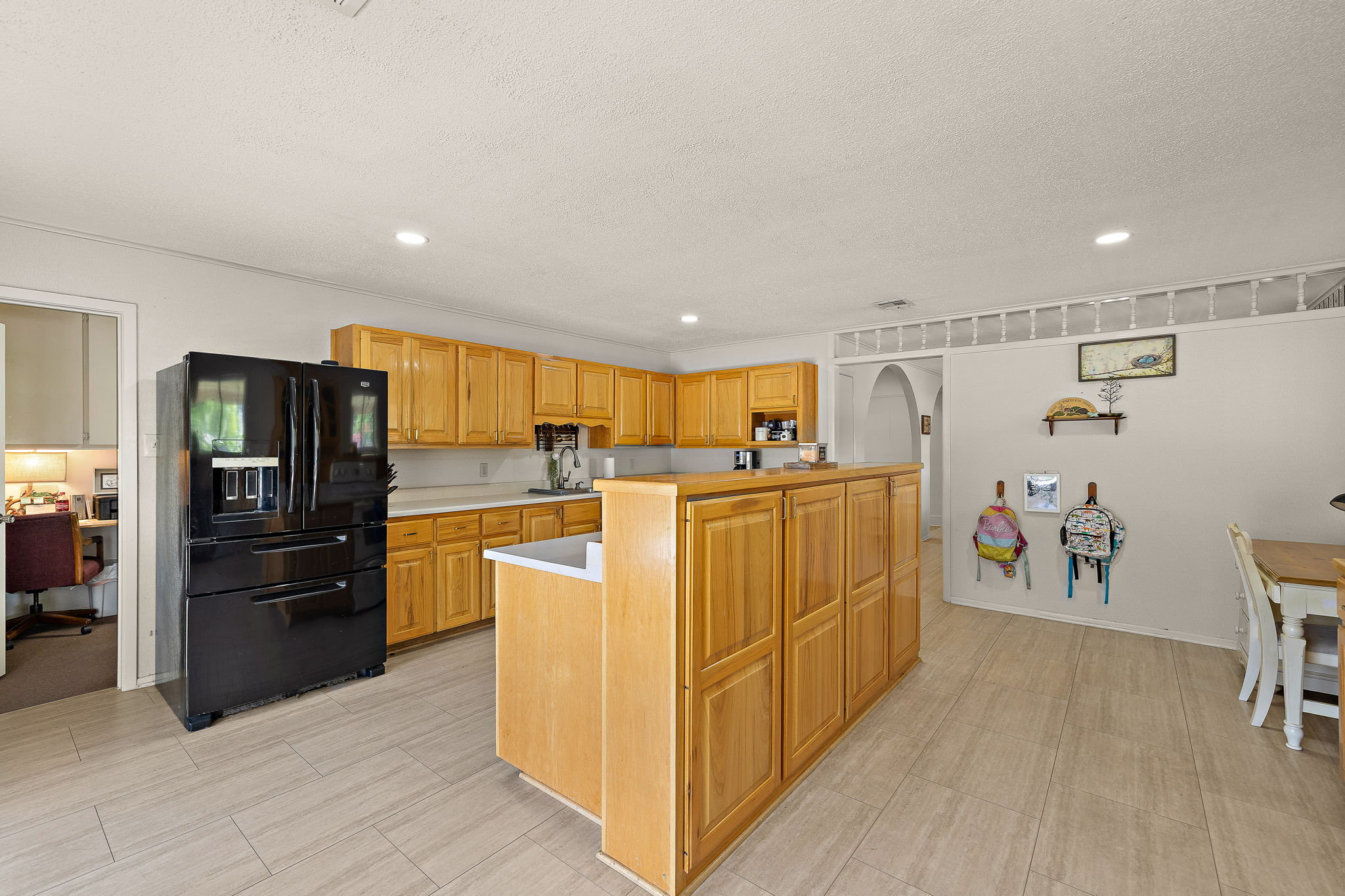 main property photo 17