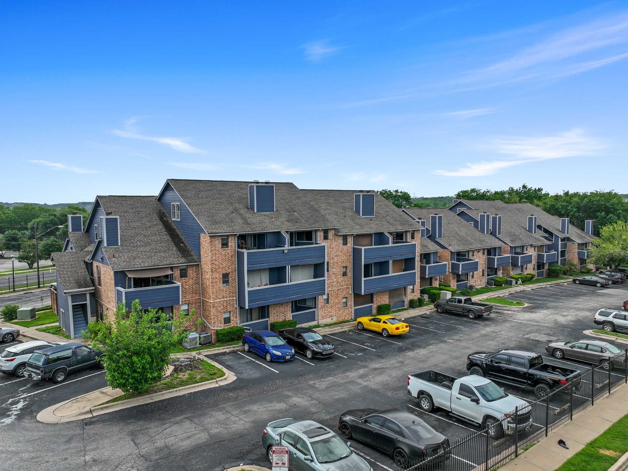 main property photo 17