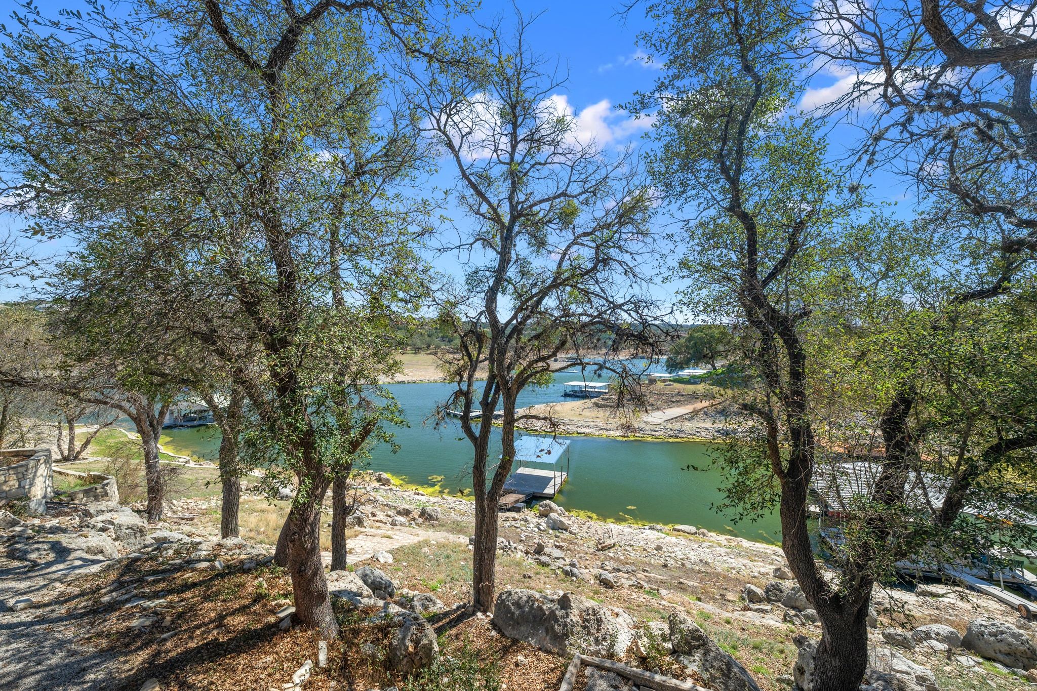 main property photo 29