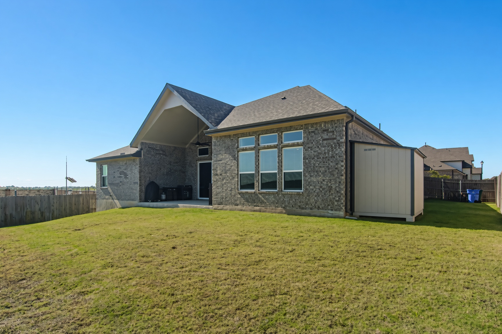 main property photo 38