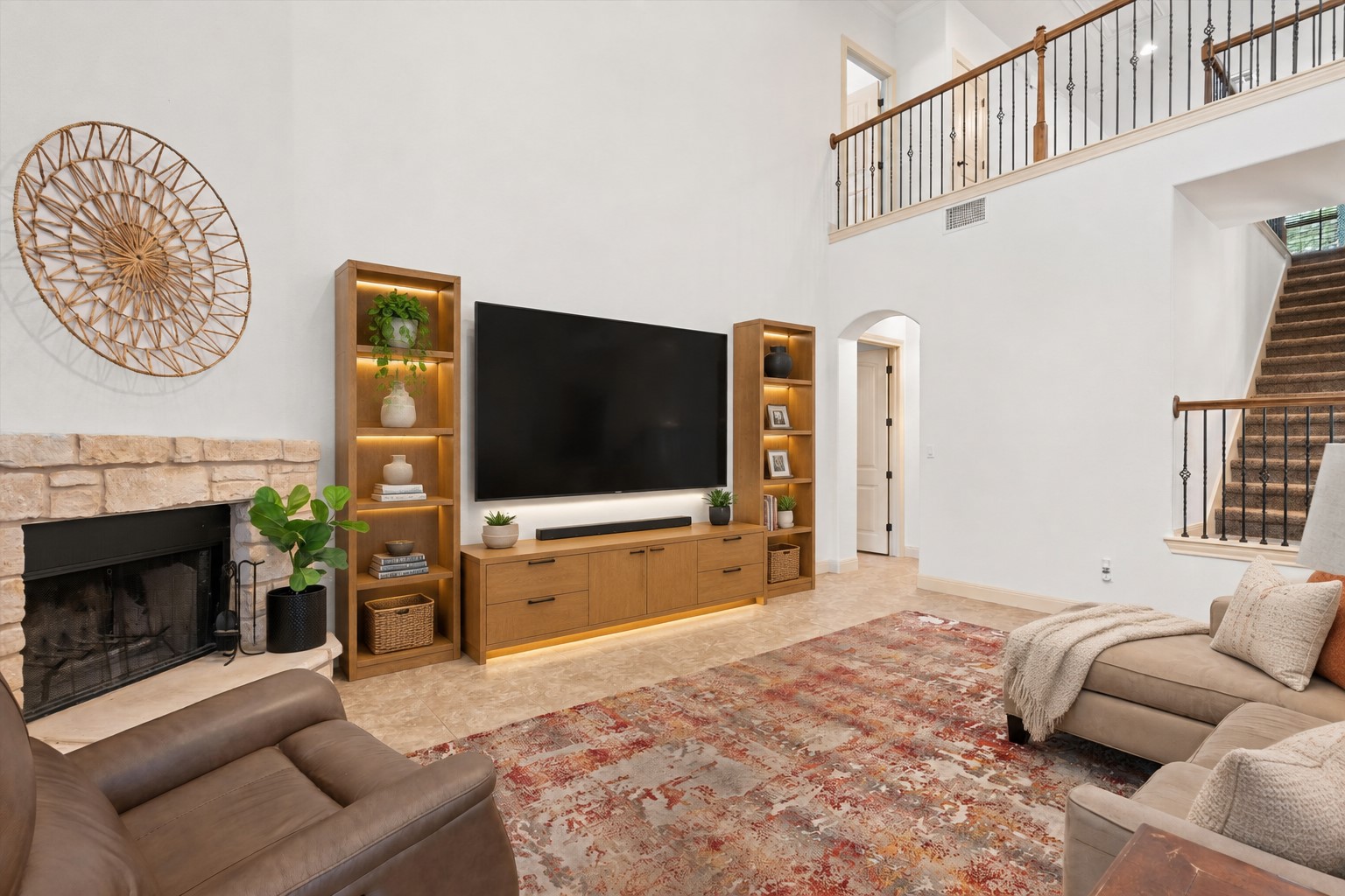 main property photo 10