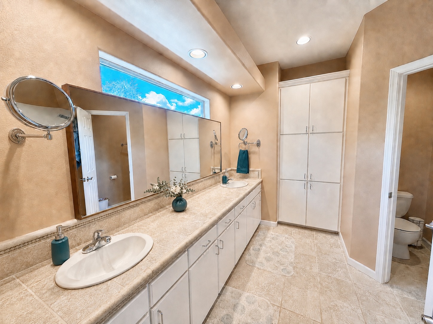 main property photo 16