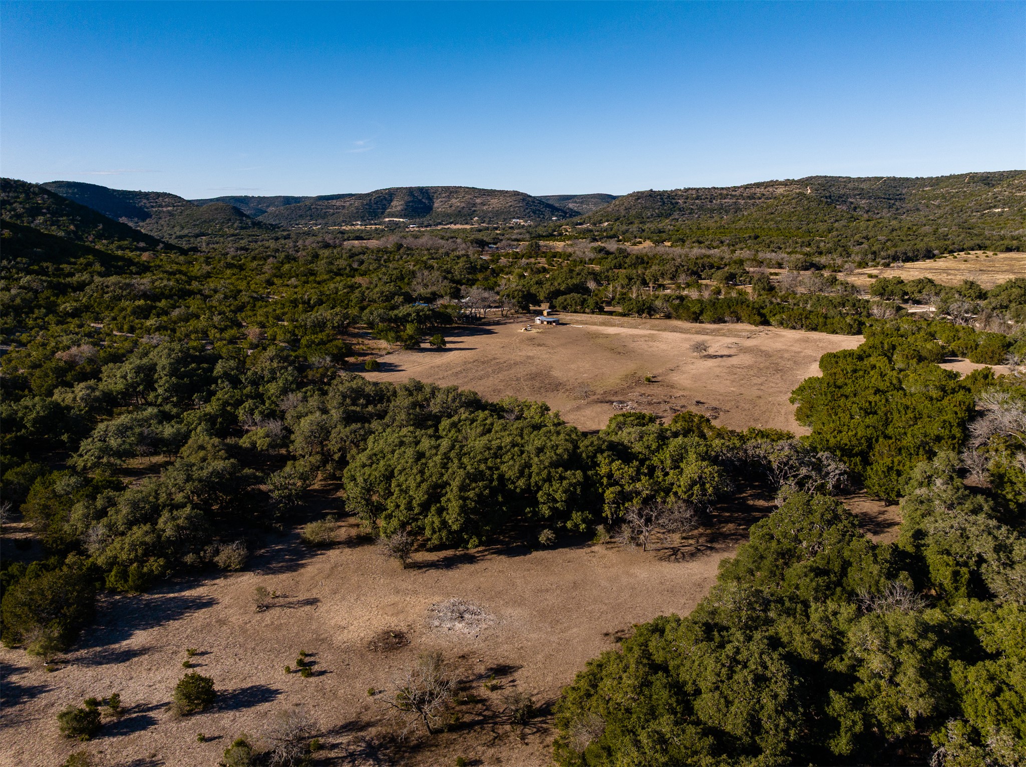 main property photo 9