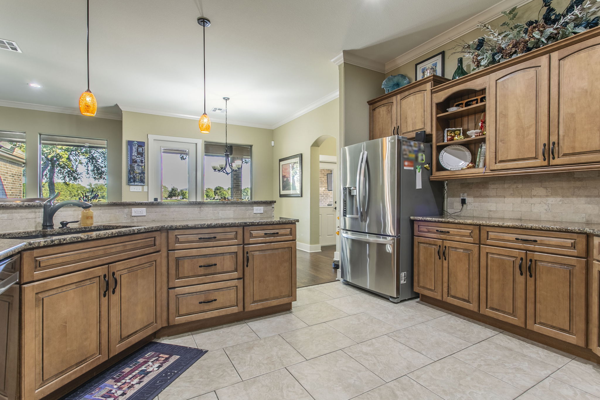 main property photo 6