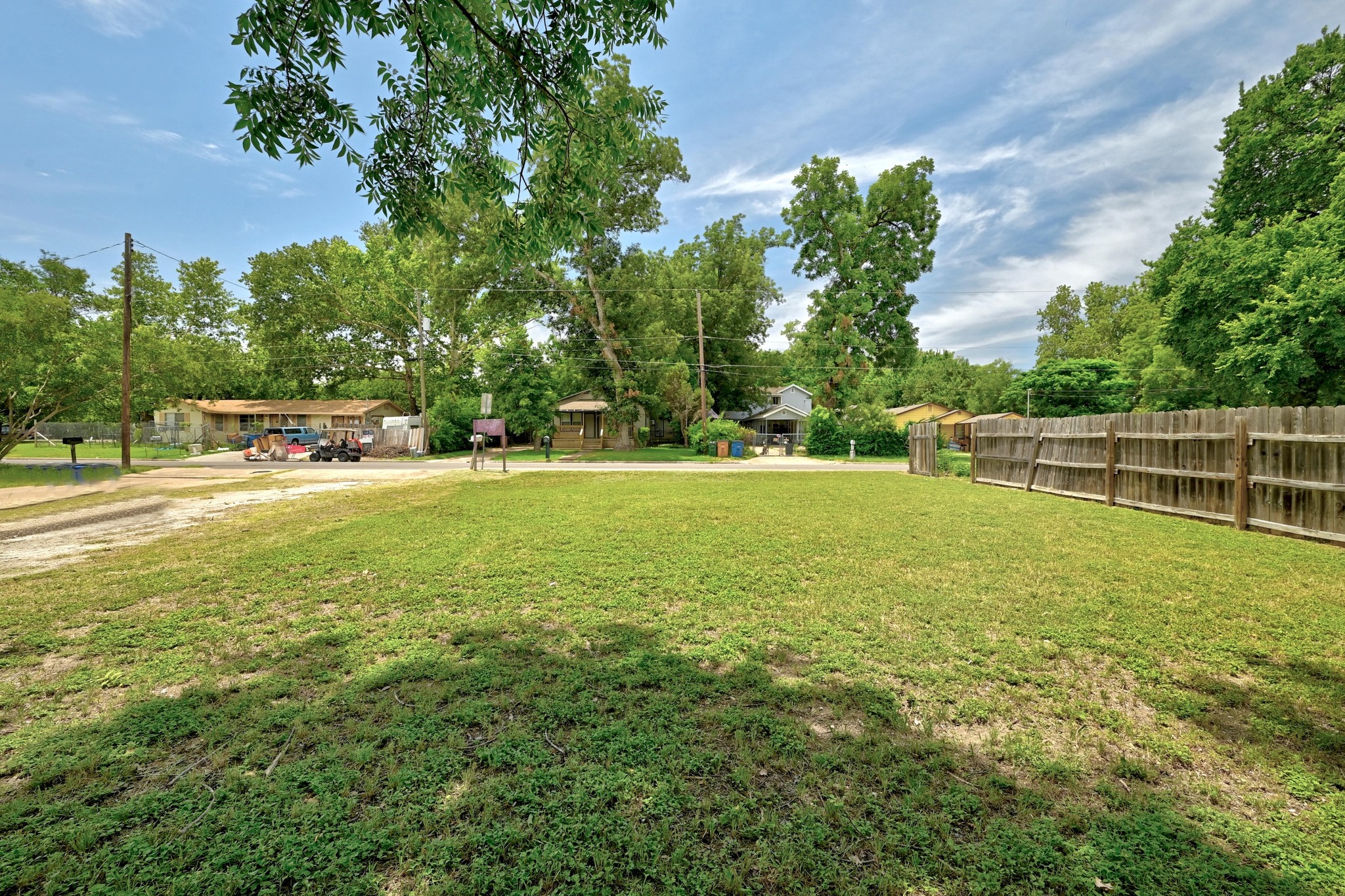 main property photo 7