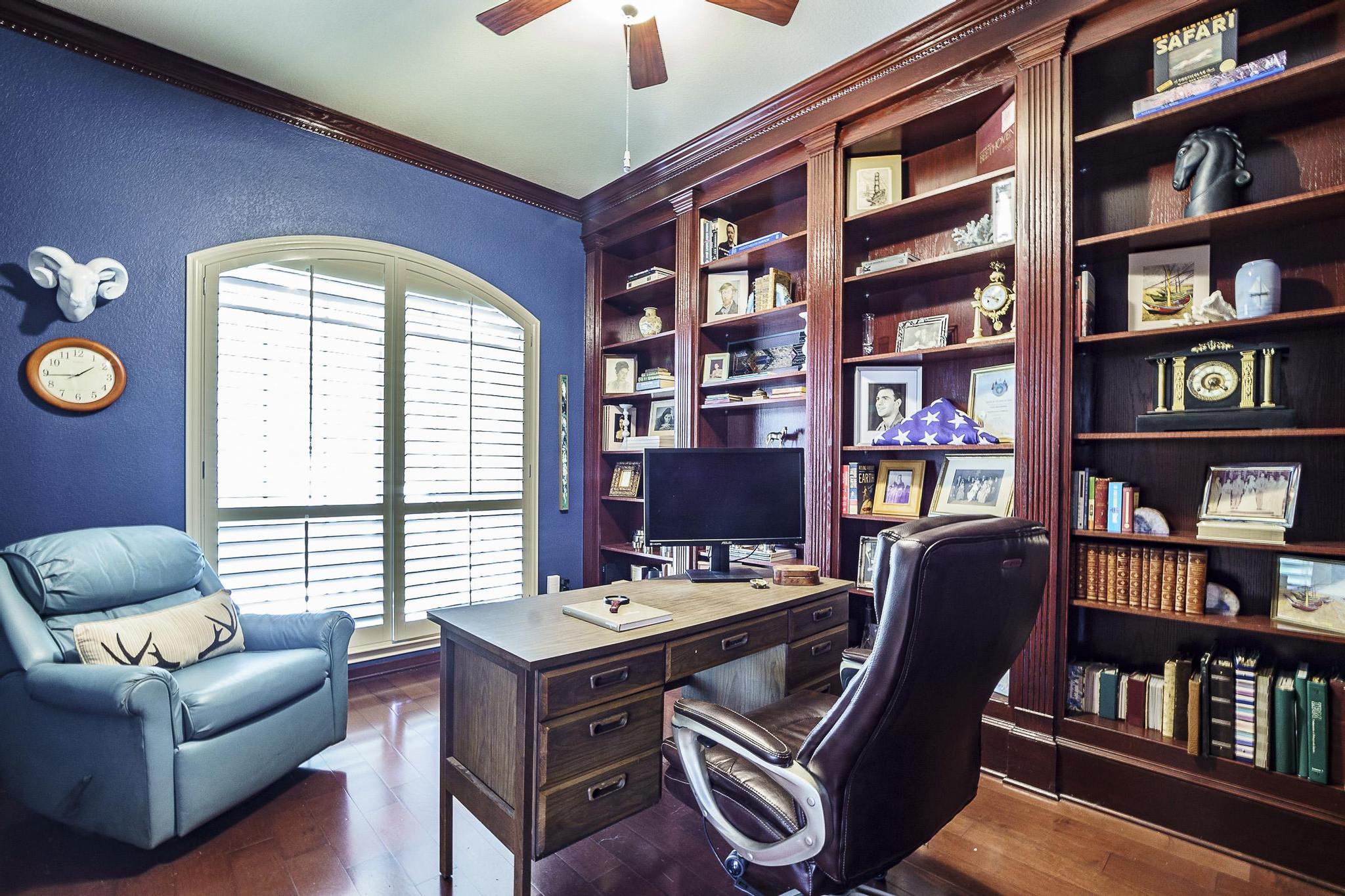 main property photo 13