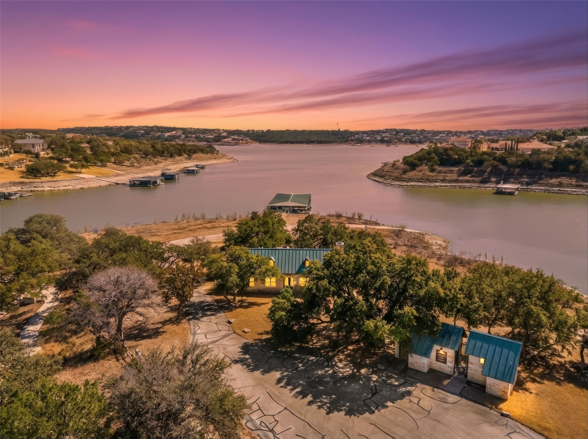 main property photo 37