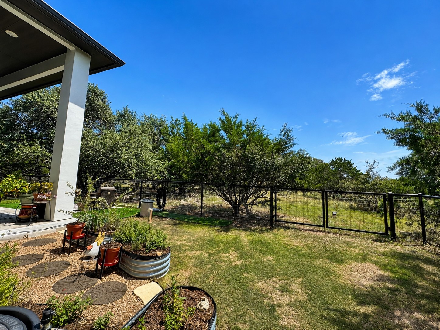 main property photo 21