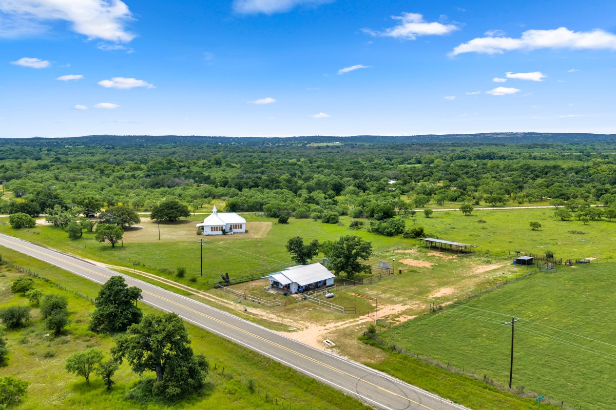main property photo 10