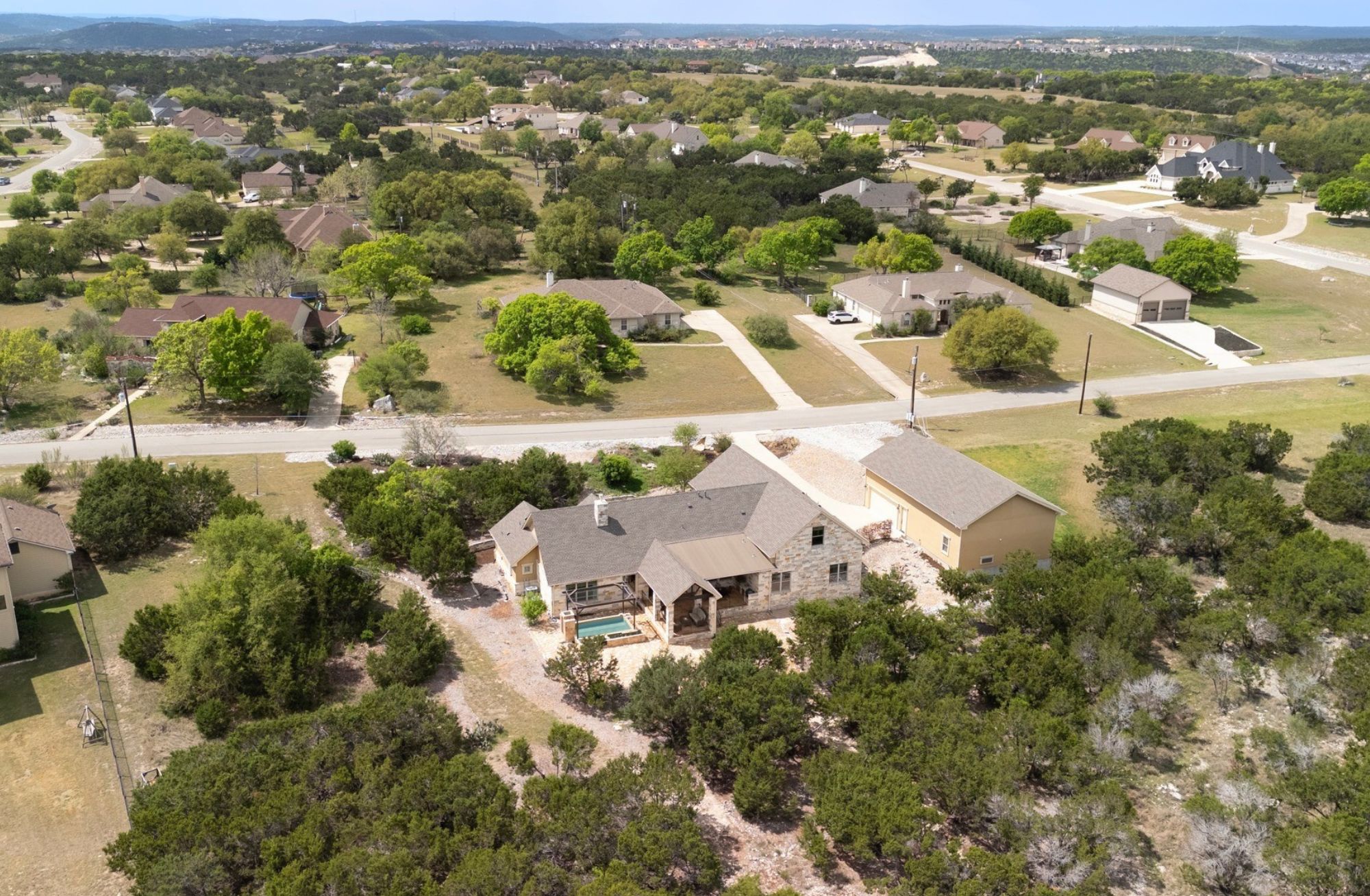 main property photo 38