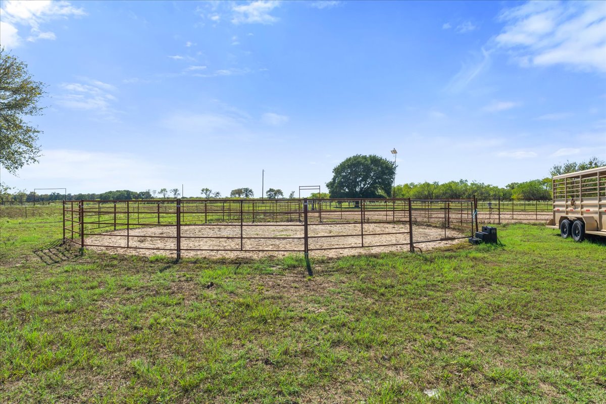 main property photo 35