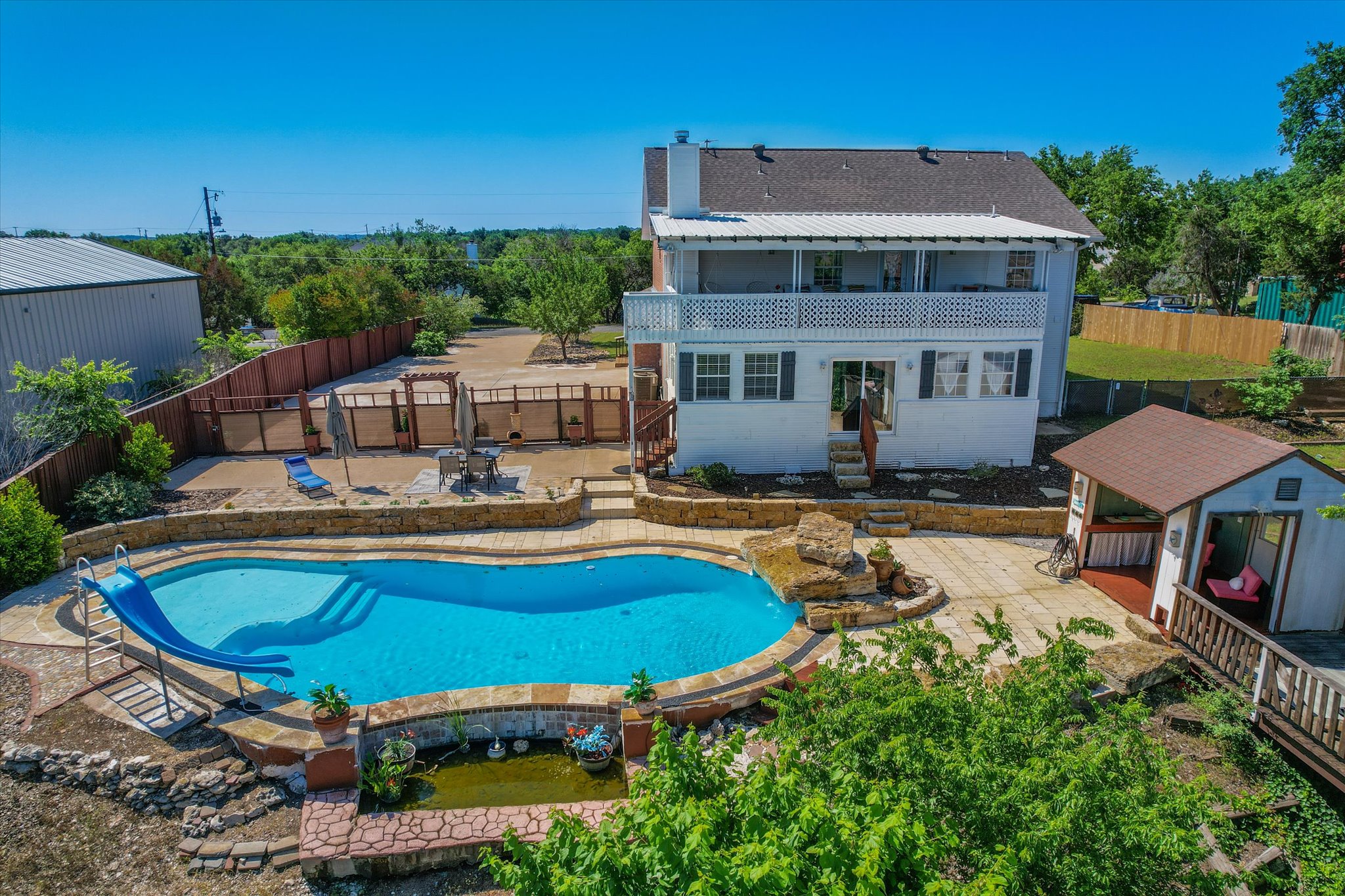 main property photo 26