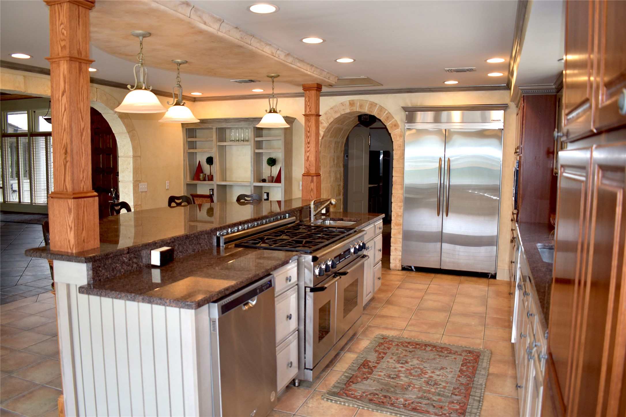 main property photo 12
