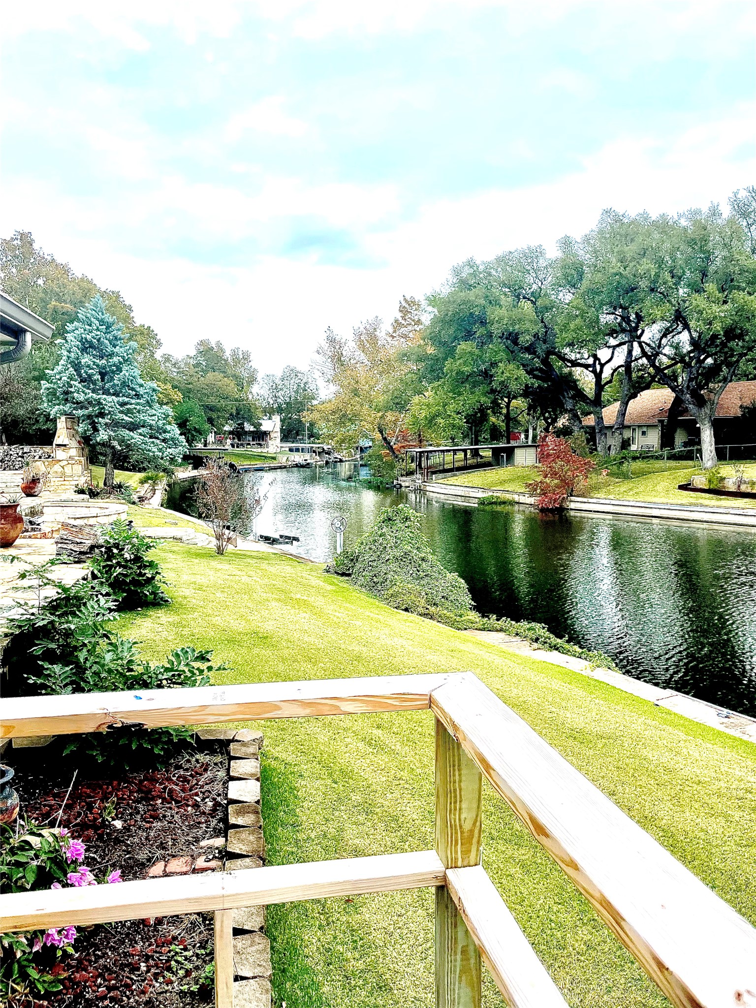 main property photo 32