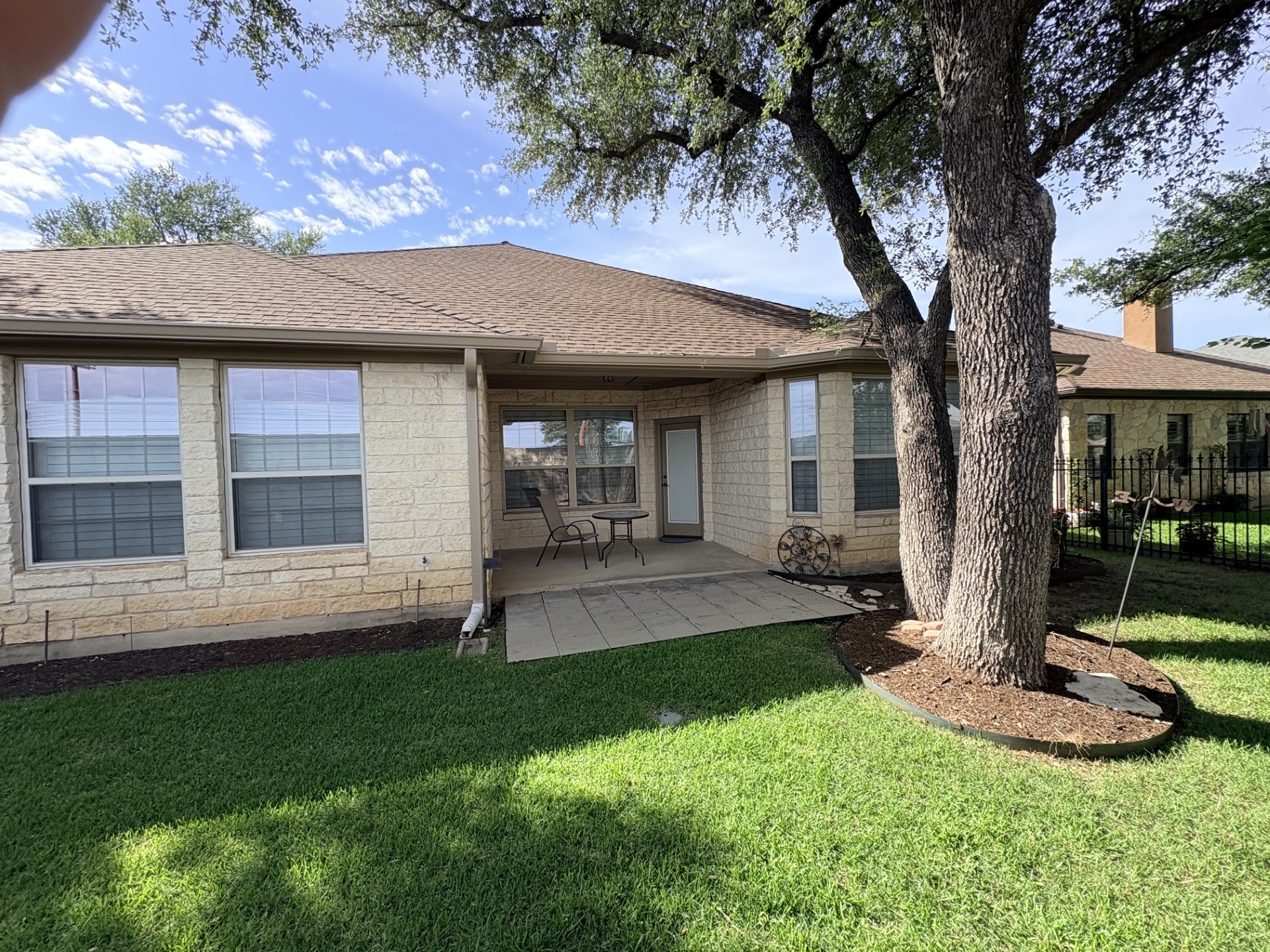 main property photo 26