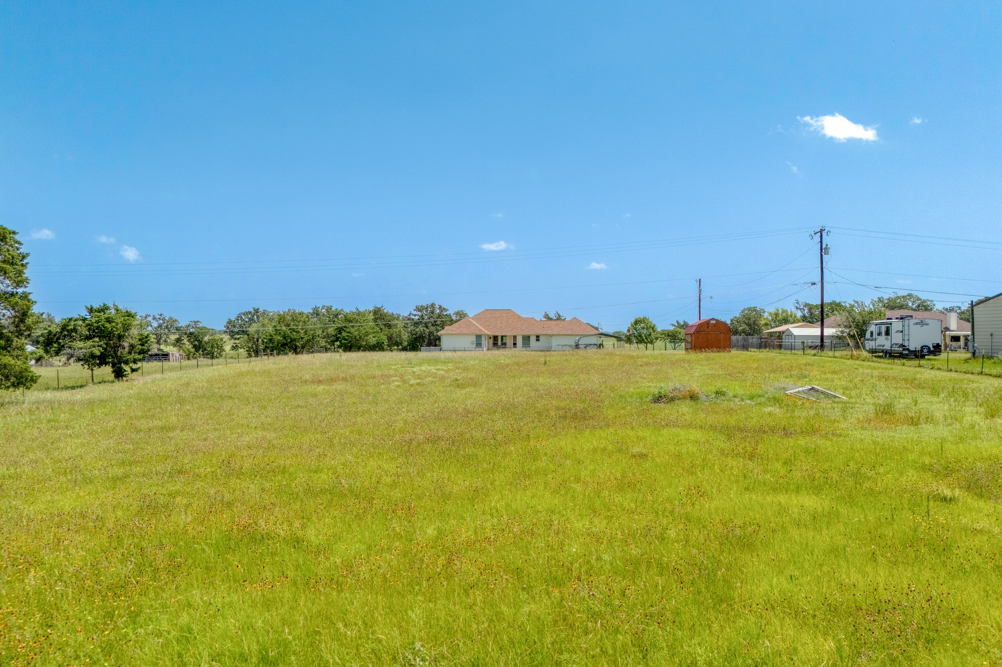 main property photo 30