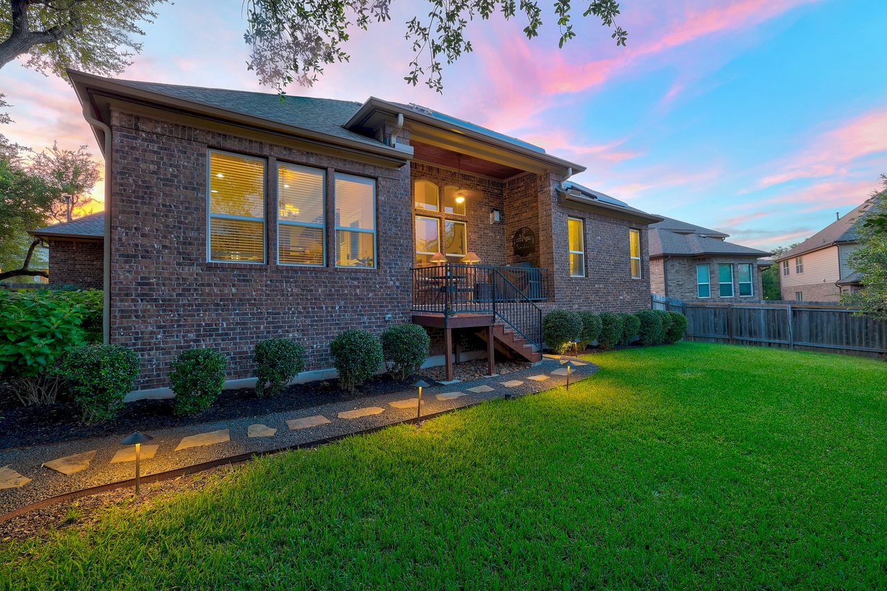 main property photo 29