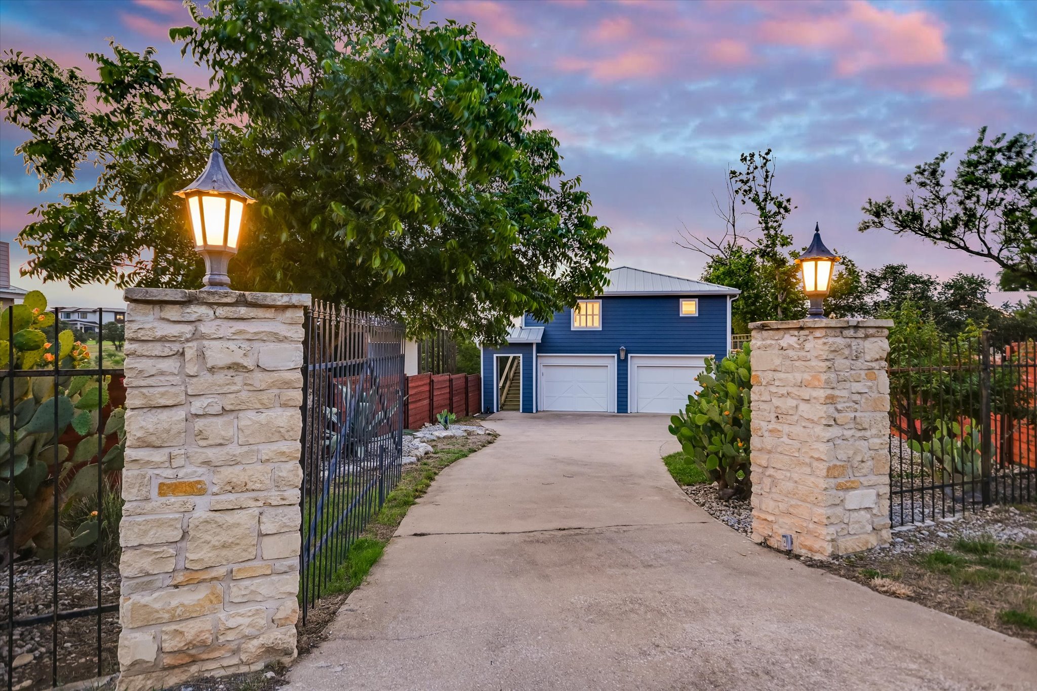 main property photo 38
