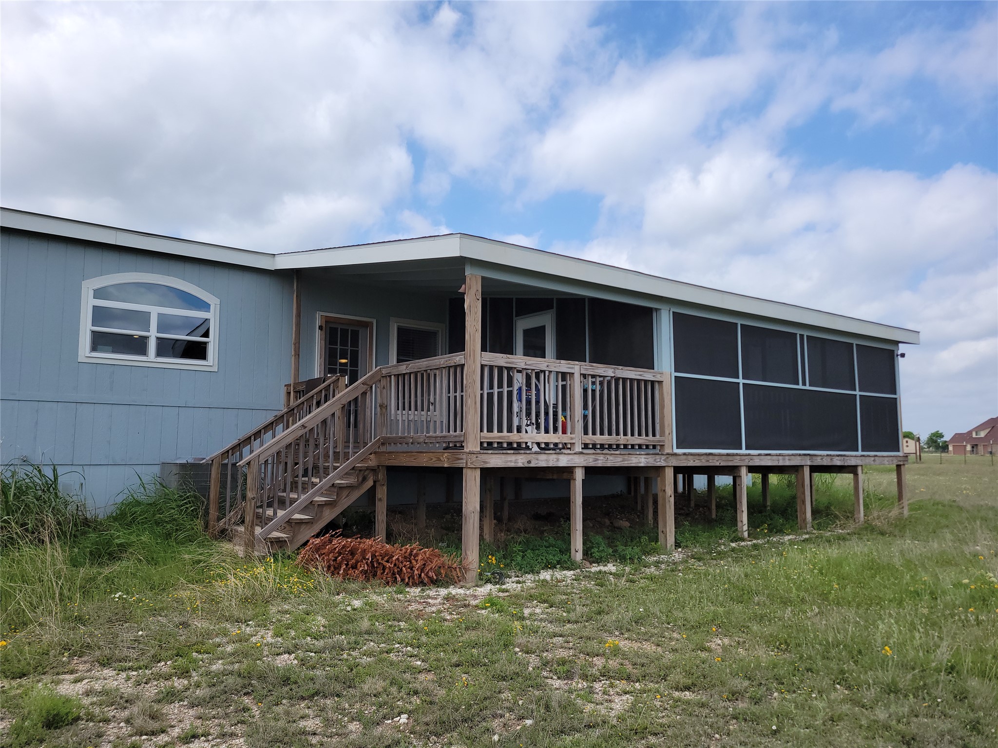 main property photo 27