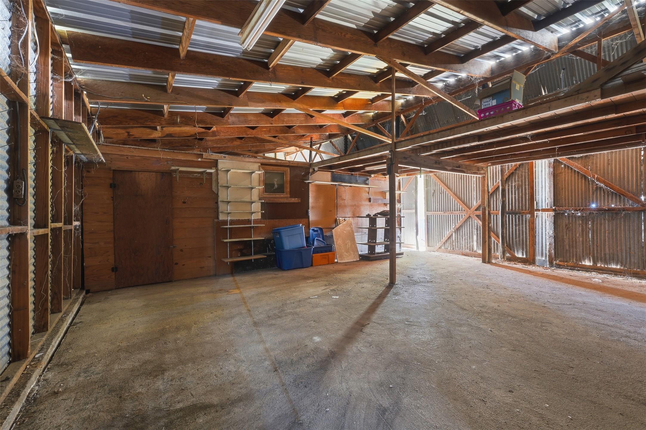 main property photo 19