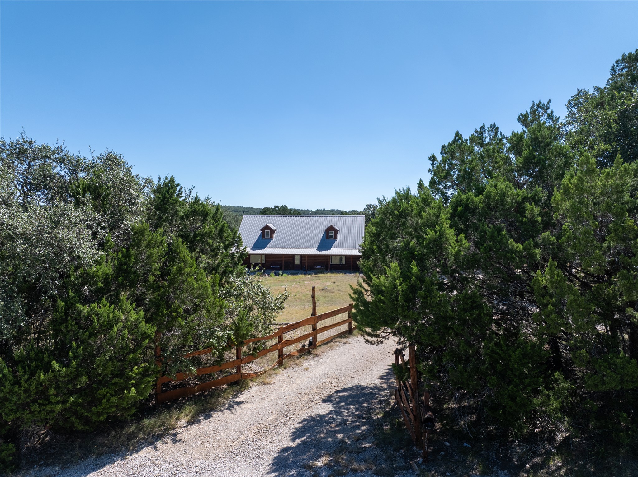 main property photo 39
