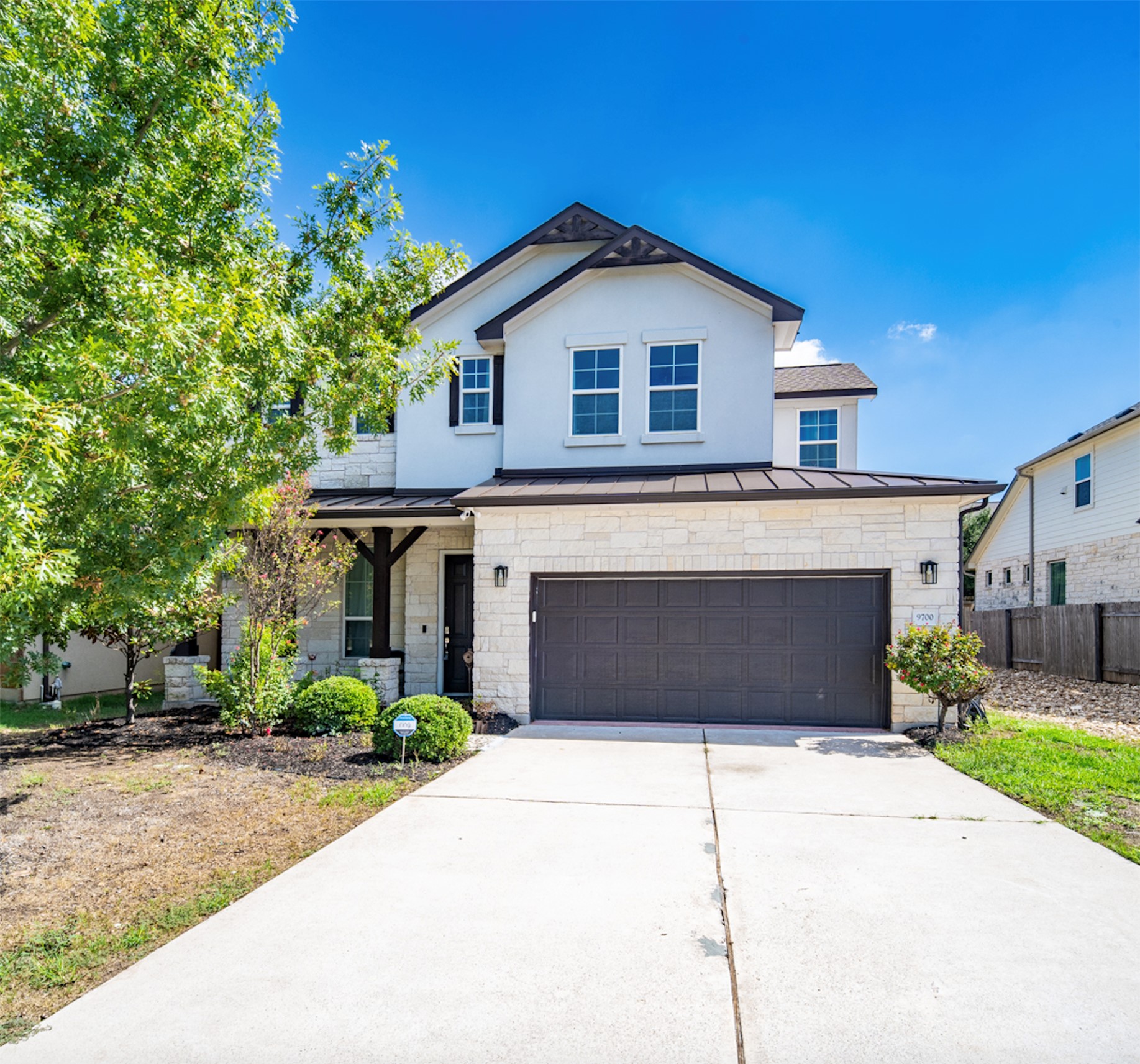 main property photo 0