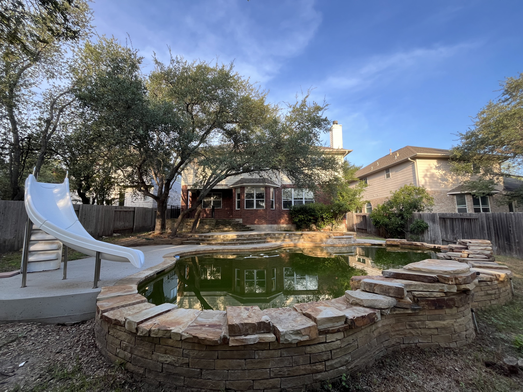 main property photo 29