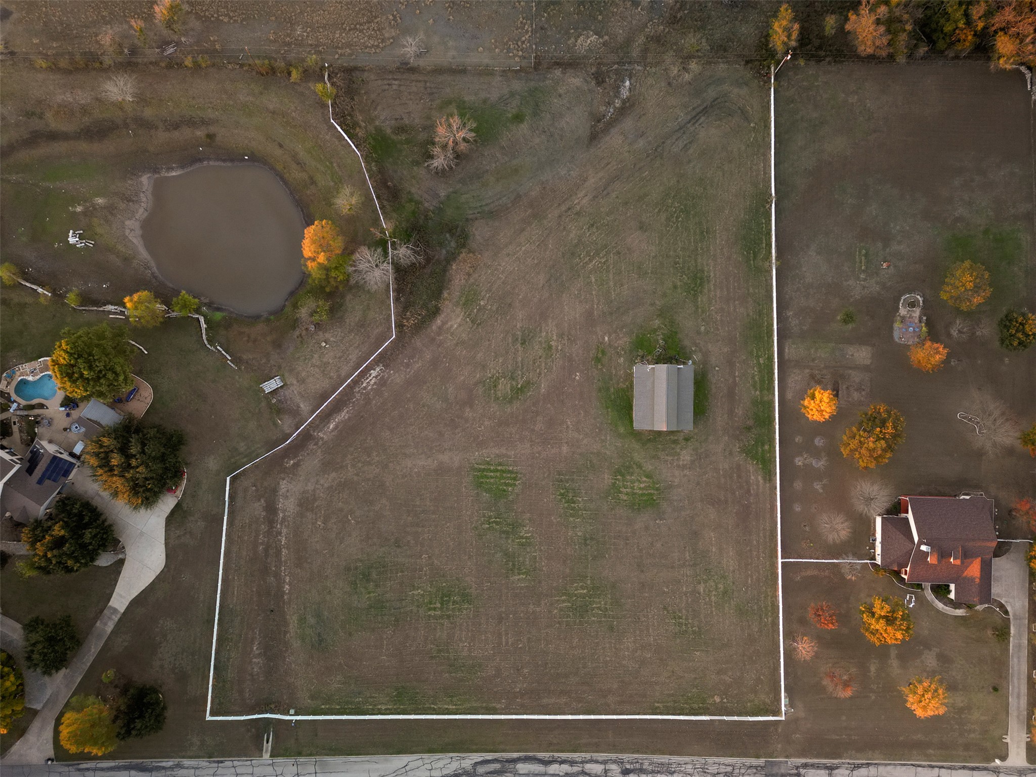 main property photo 12