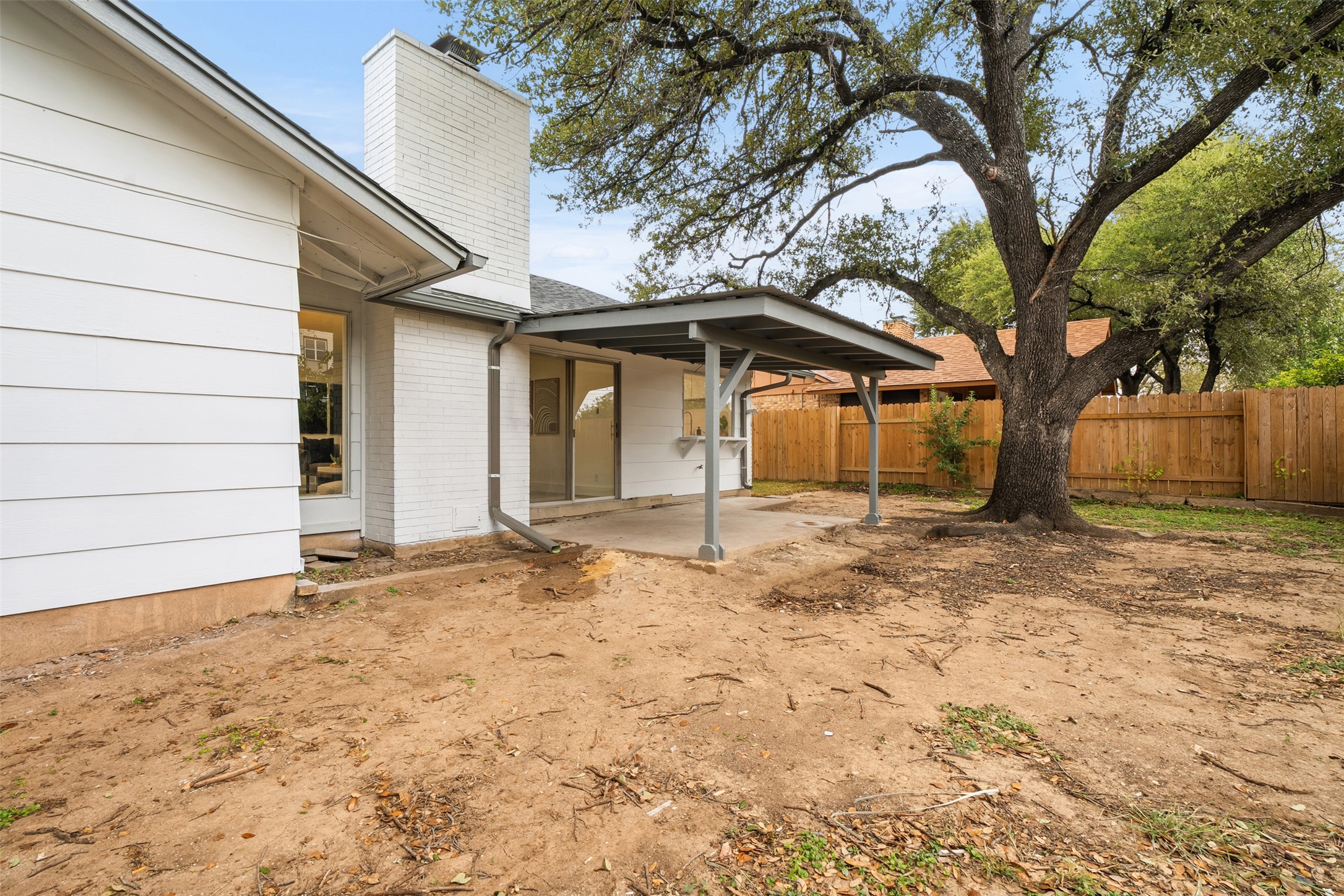 main property photo 27