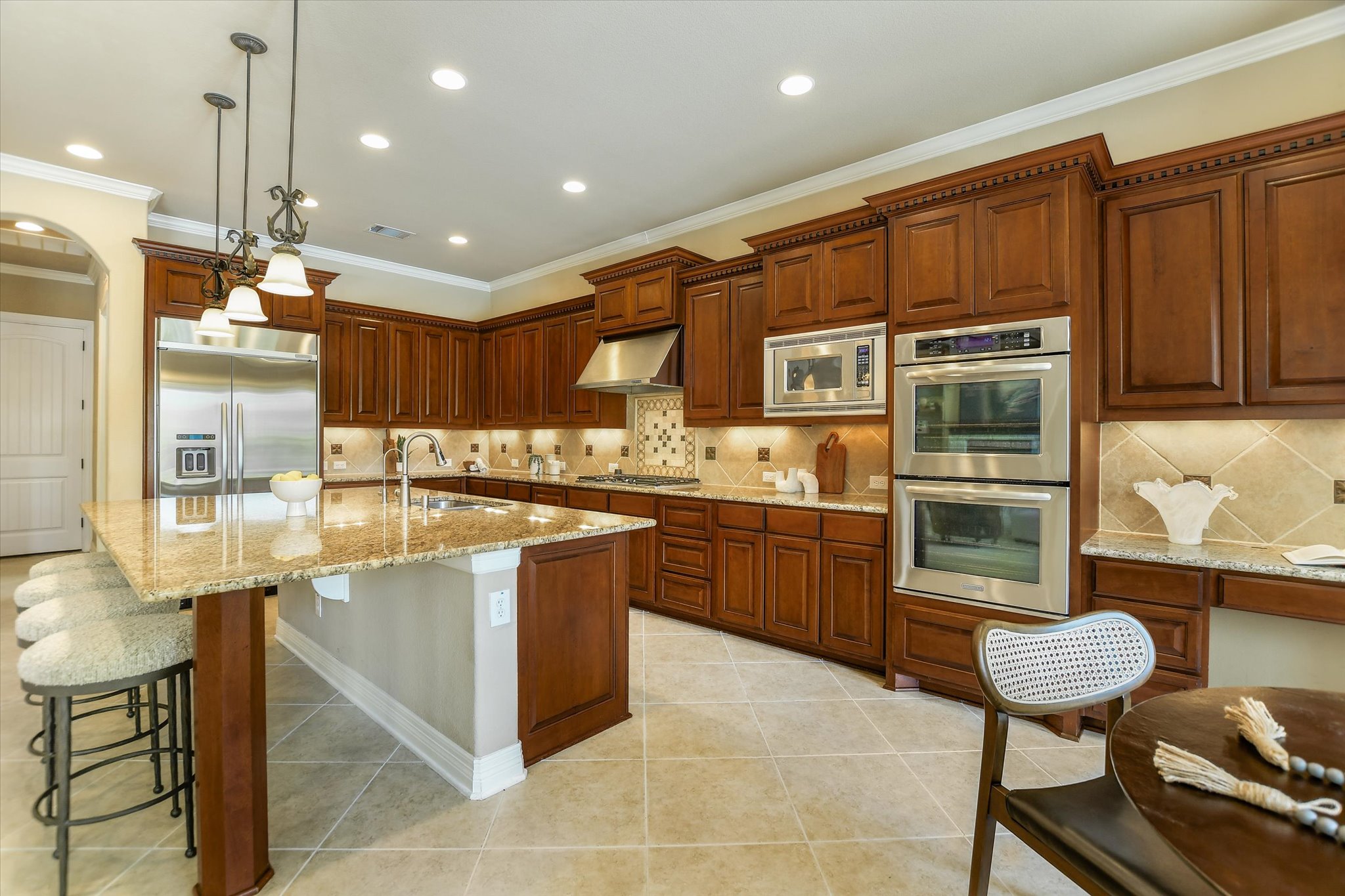 main property photo 9
