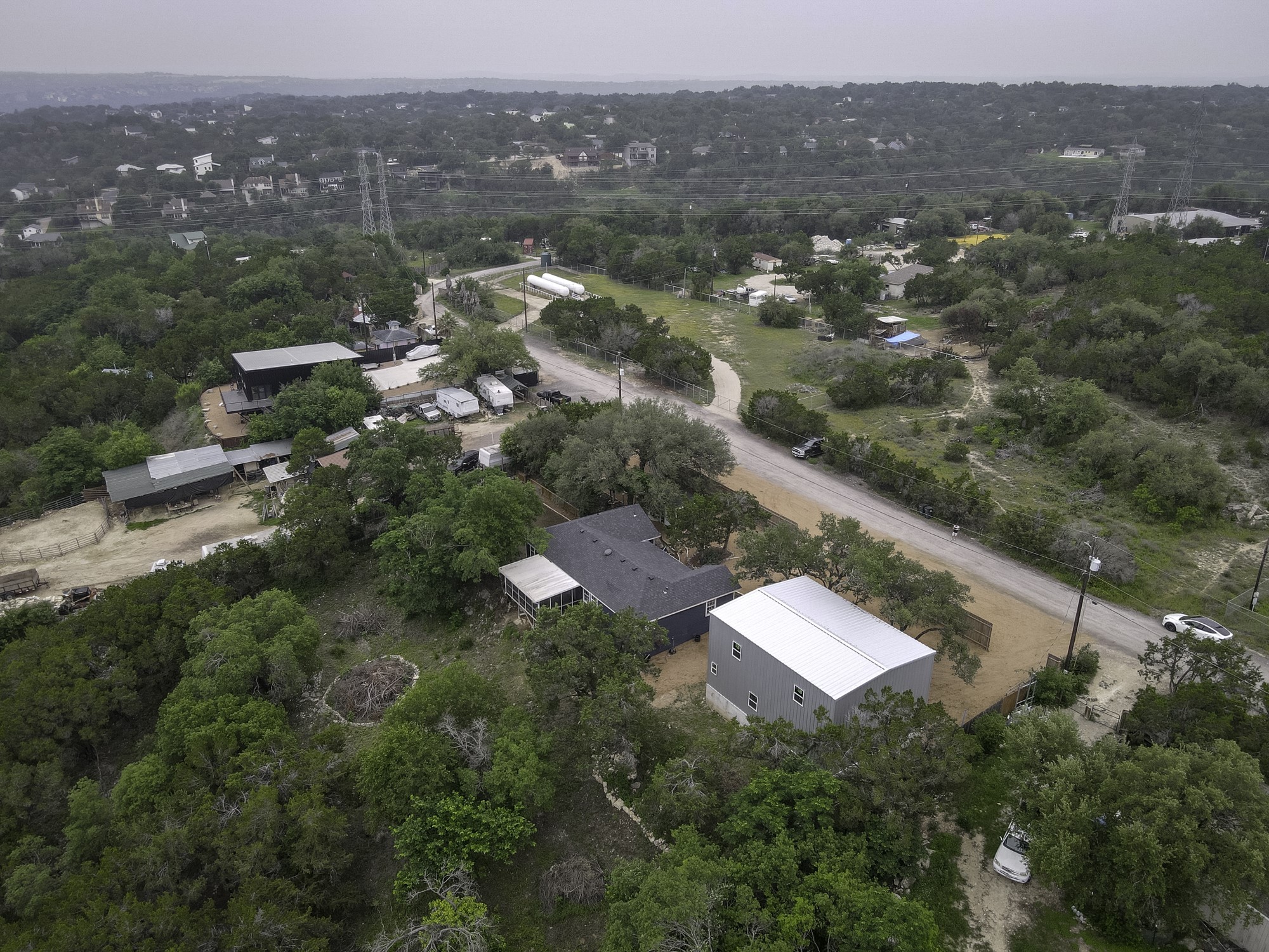 main property photo 29