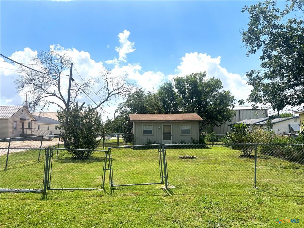 main property photo 24