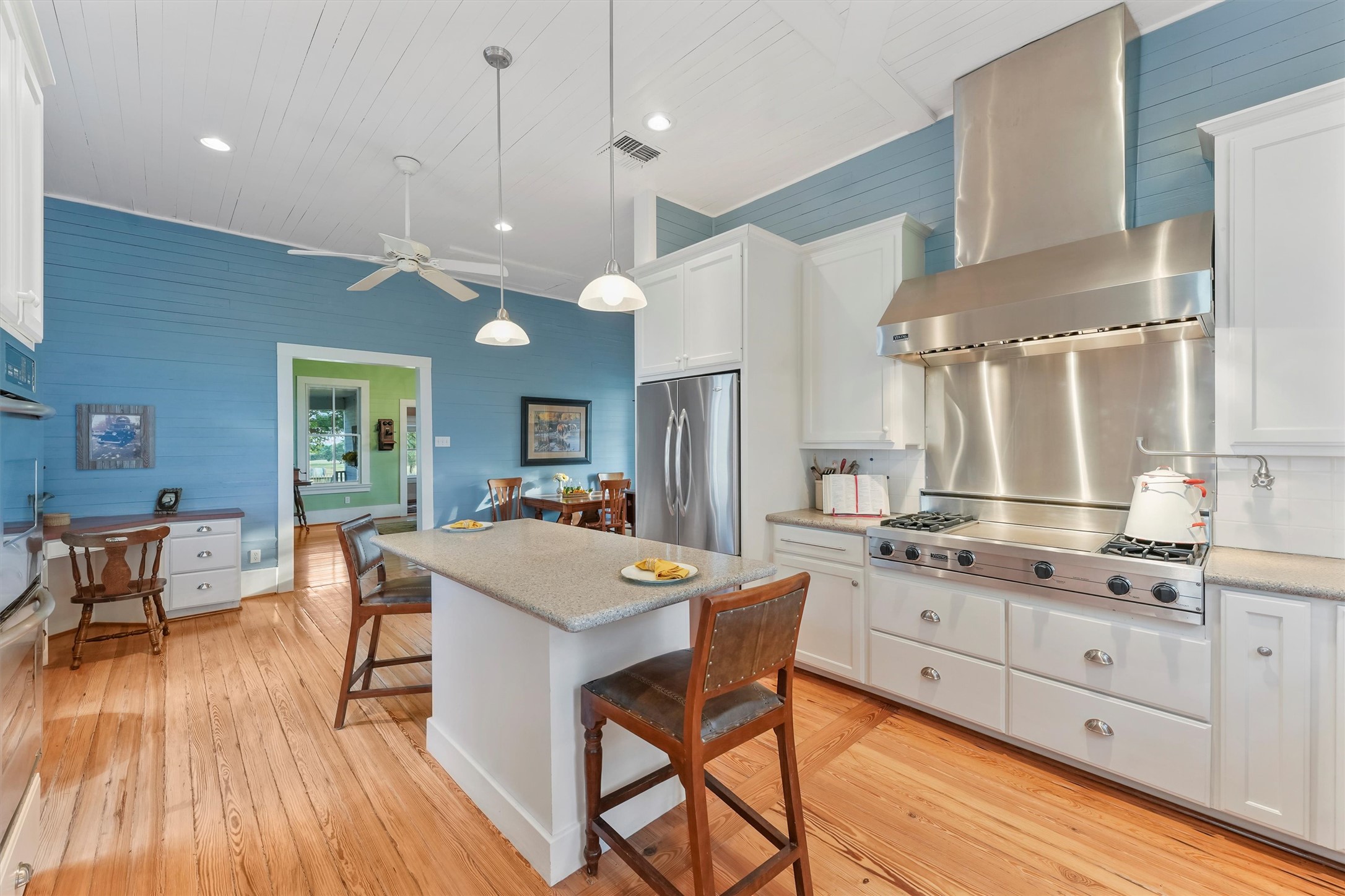 main property photo 15