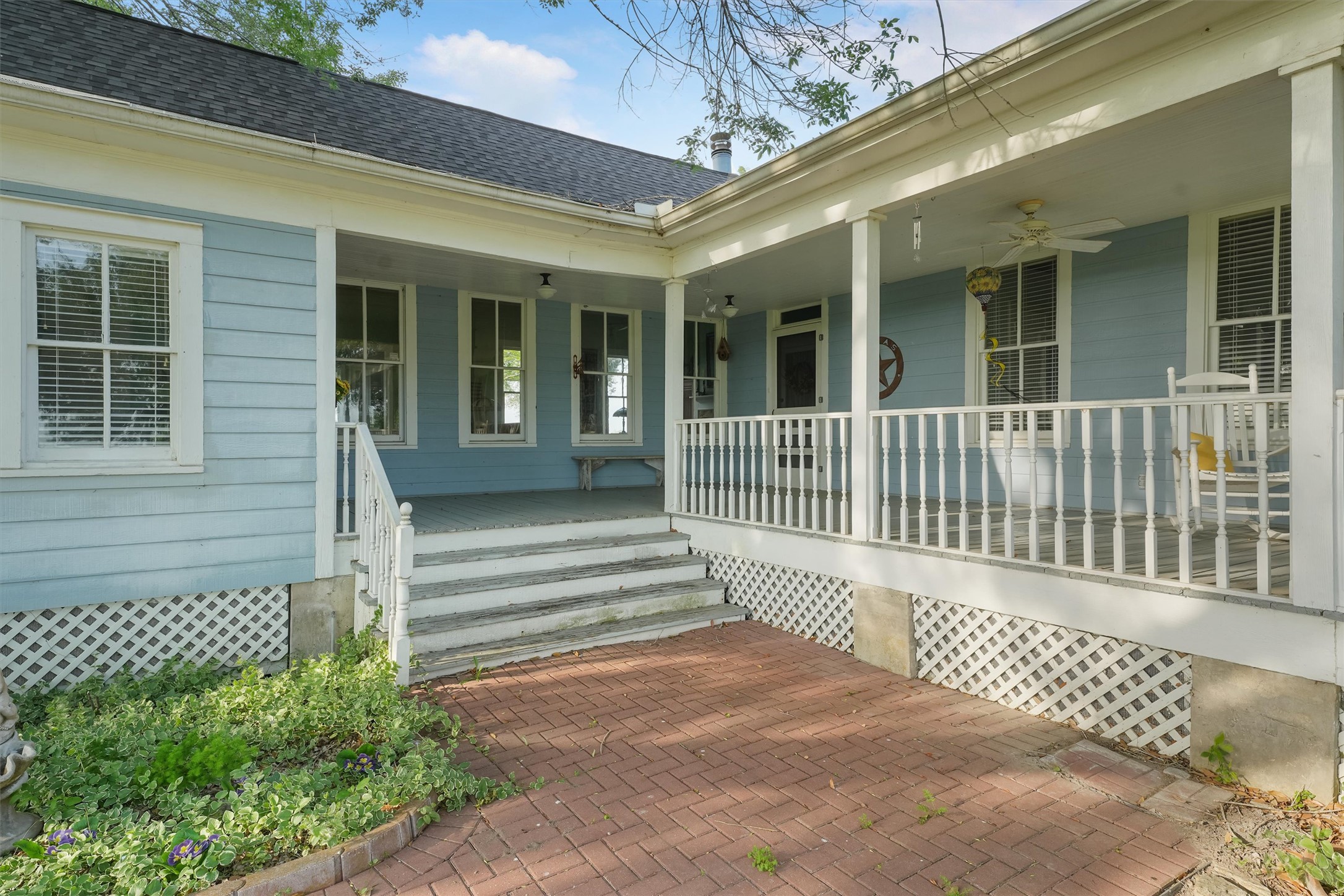 main property photo 21