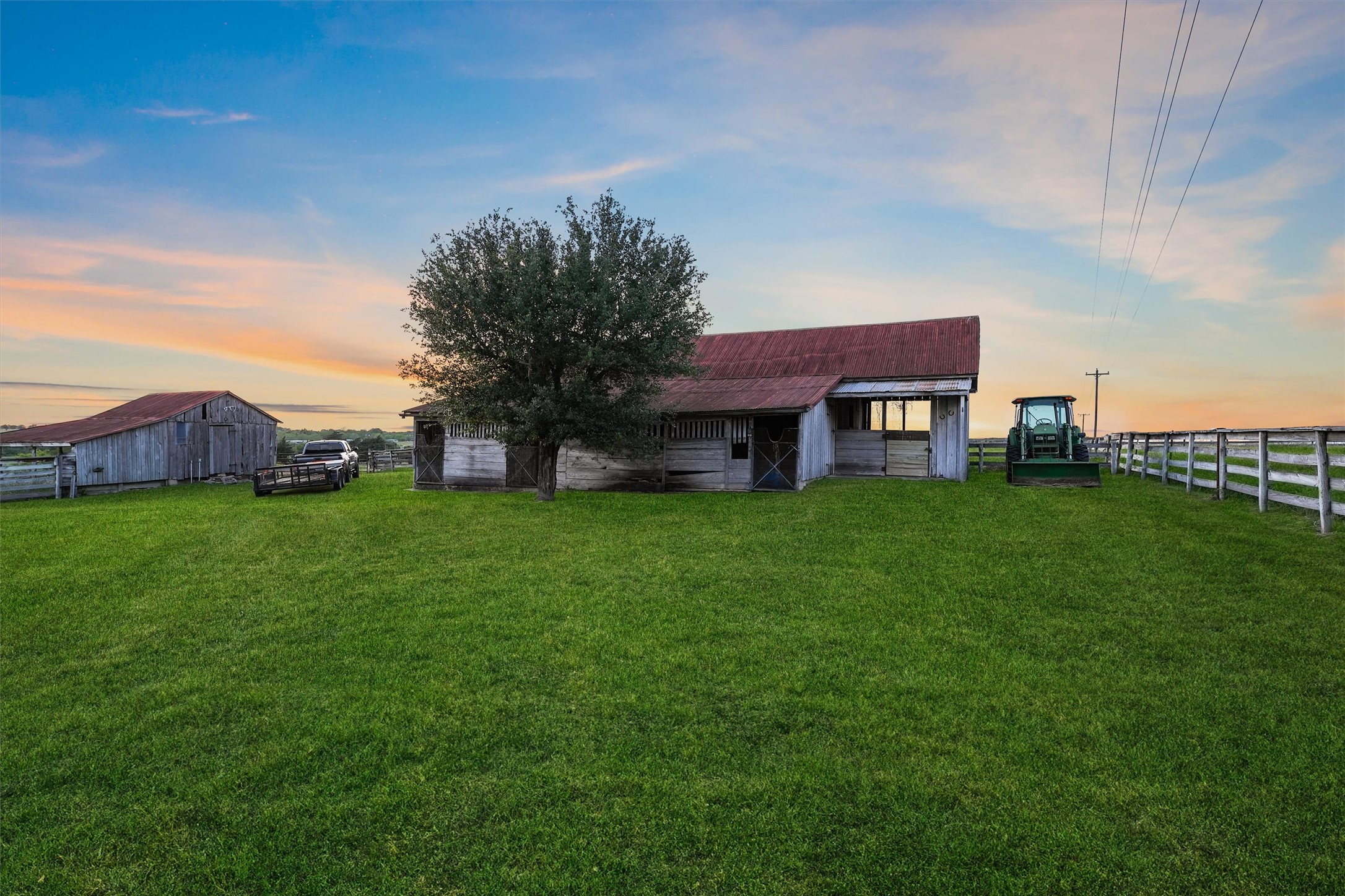 main property photo 23