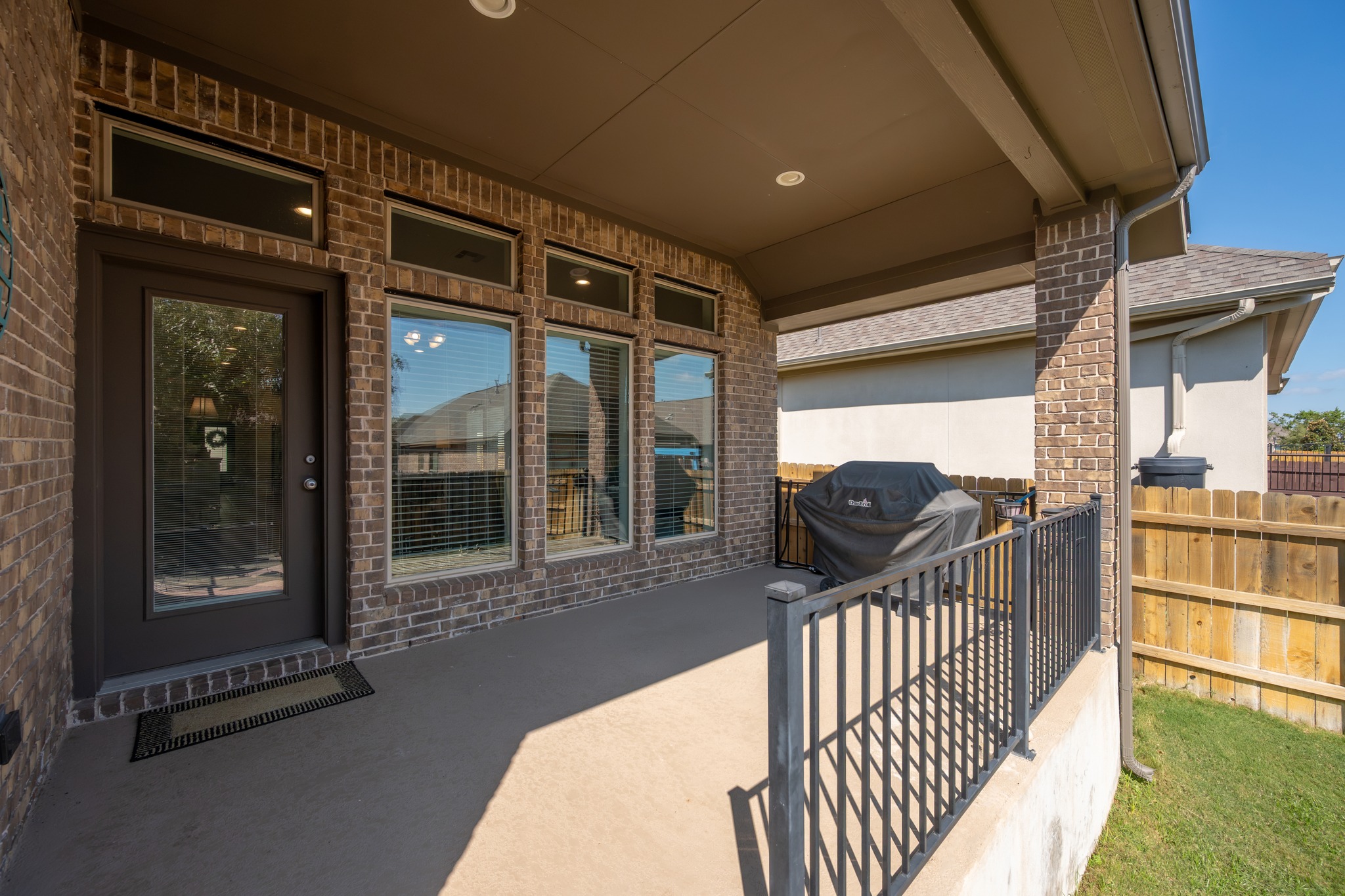 main property photo 22