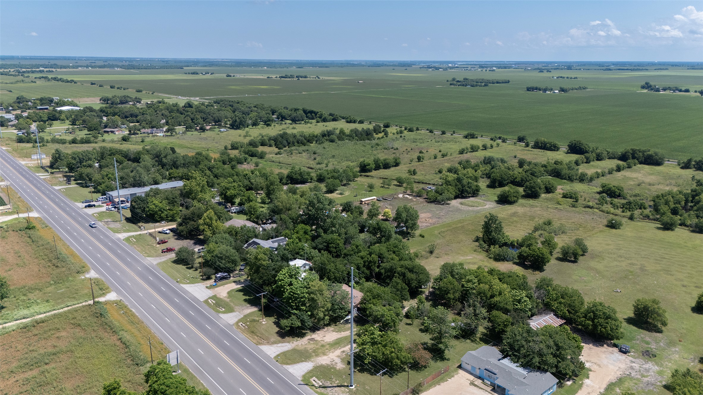 main property photo 13