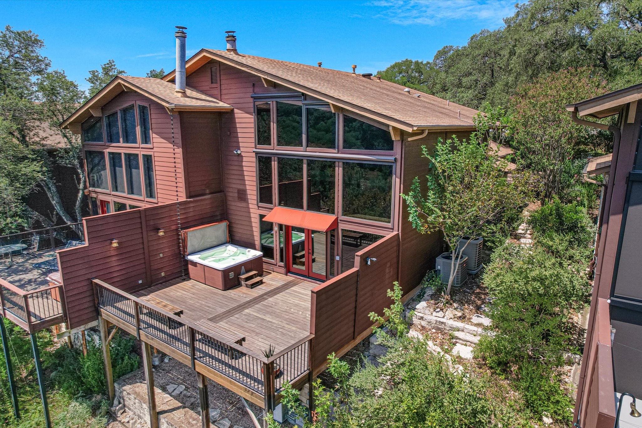 main property photo 31