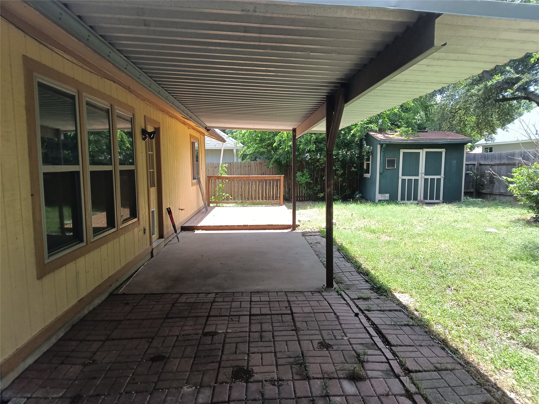 main property photo 12
