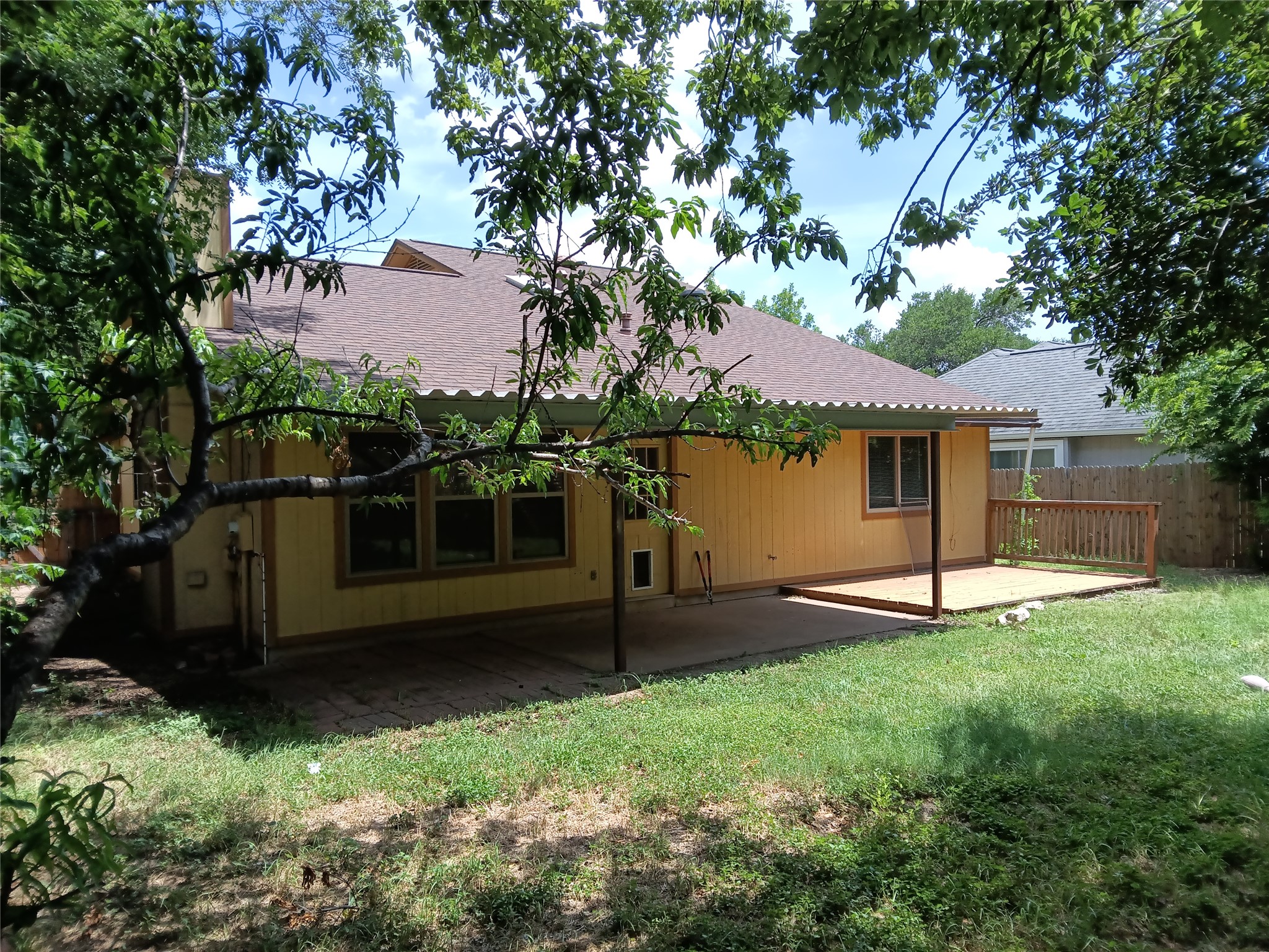 main property photo 20