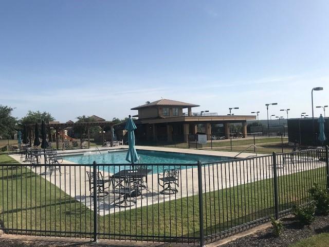main property photo 22
