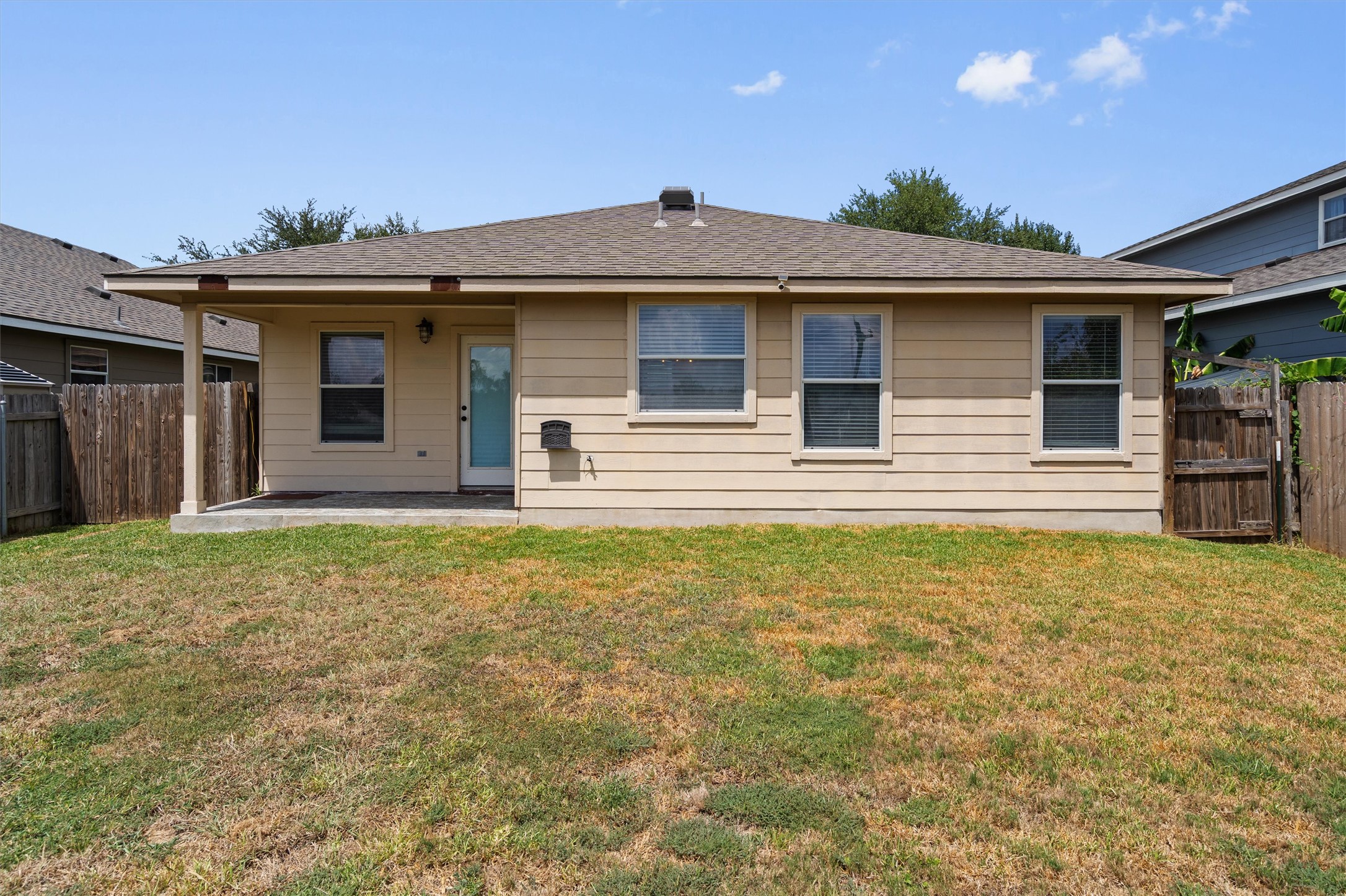 main property photo 31