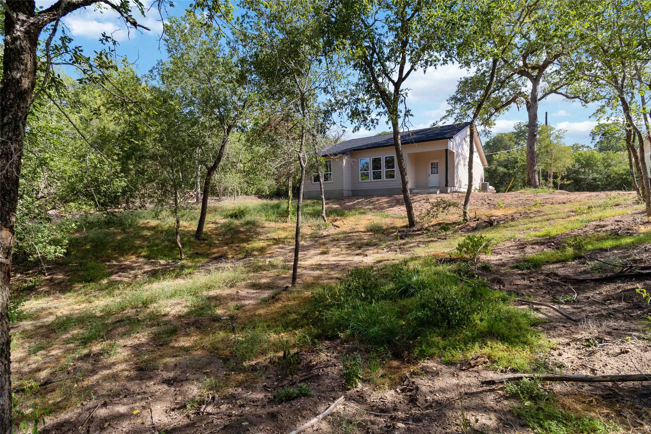 main property photo 22